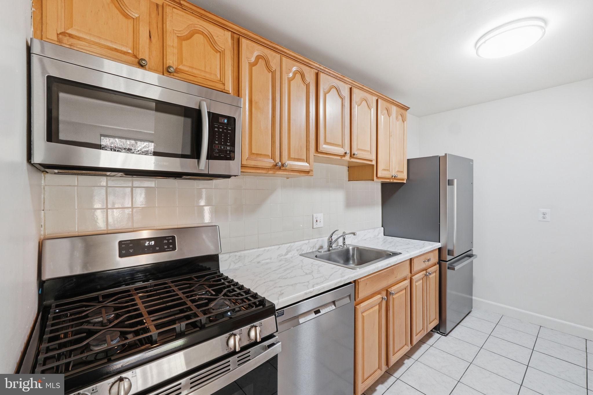 BETHESDA PARK - Residential