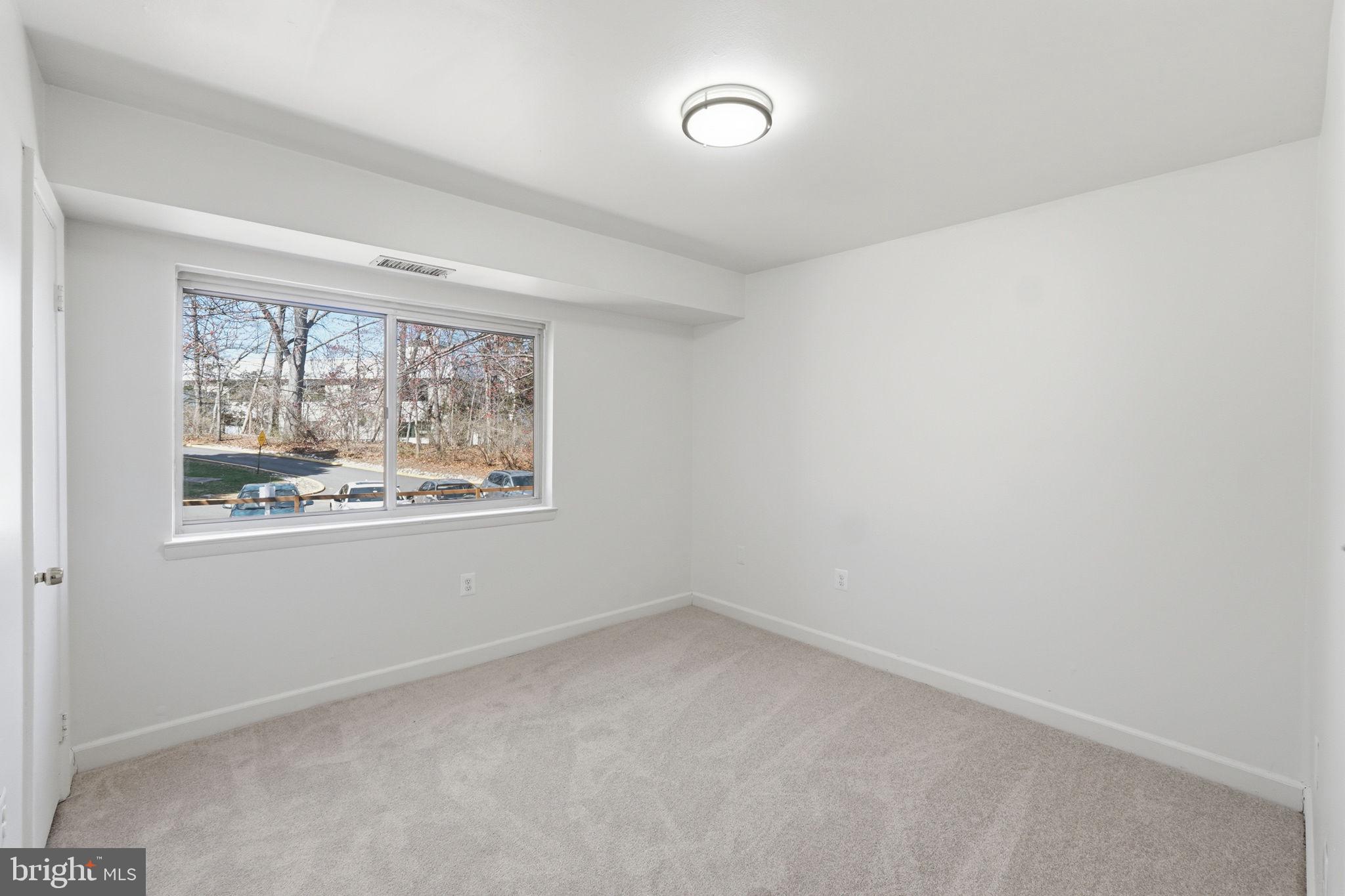 BETHESDA PARK - Residential