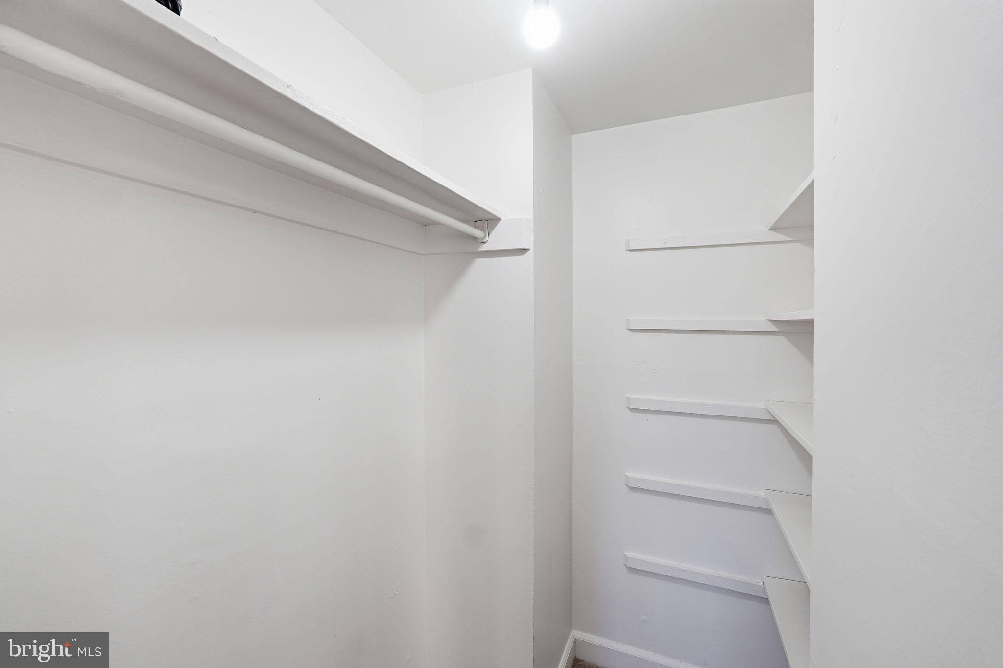 BETHESDA PARK - Residential