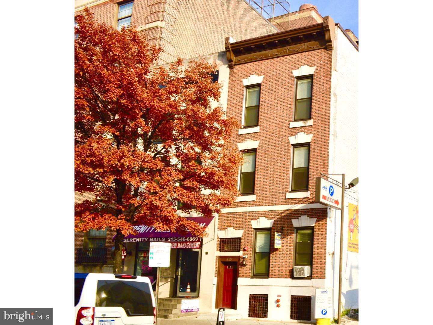 AVENUE OF THE ARTS - Residential Lease