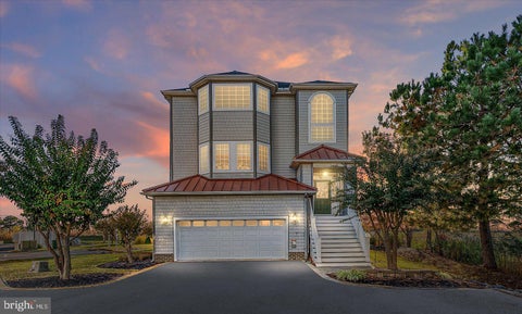Homes For Sale - 12901 Old Bridge Road #8 PH 2<br/> Worcester County, OCEAN CITY, MD 21842