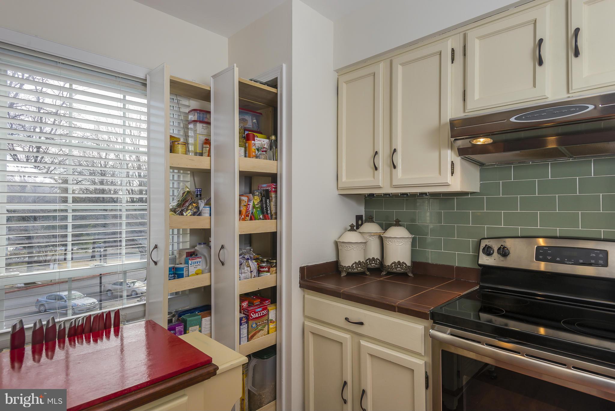 VILLAGE OF KINGS CONTRIVANCE - Residential