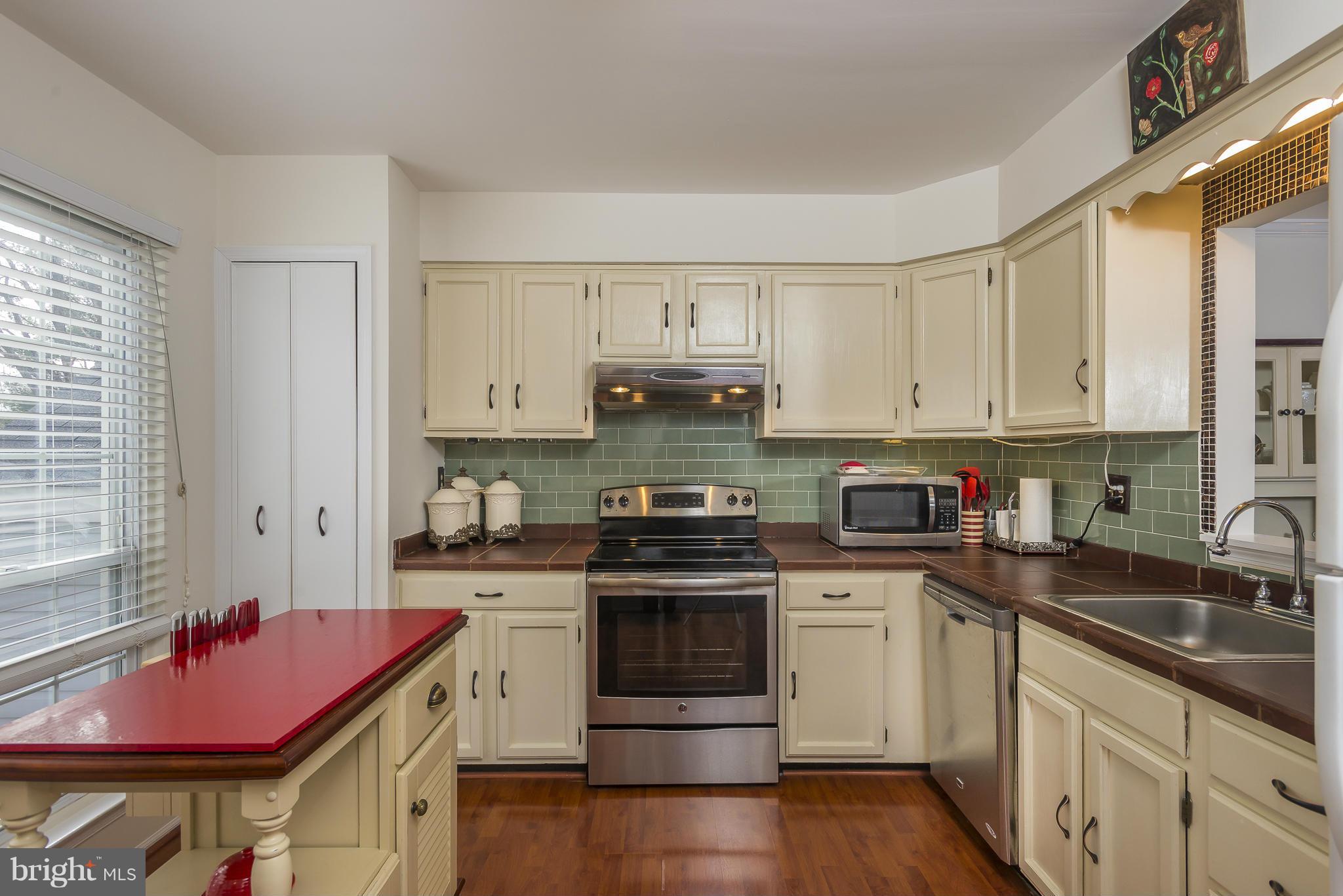 VILLAGE OF KINGS CONTRIVANCE - Residential