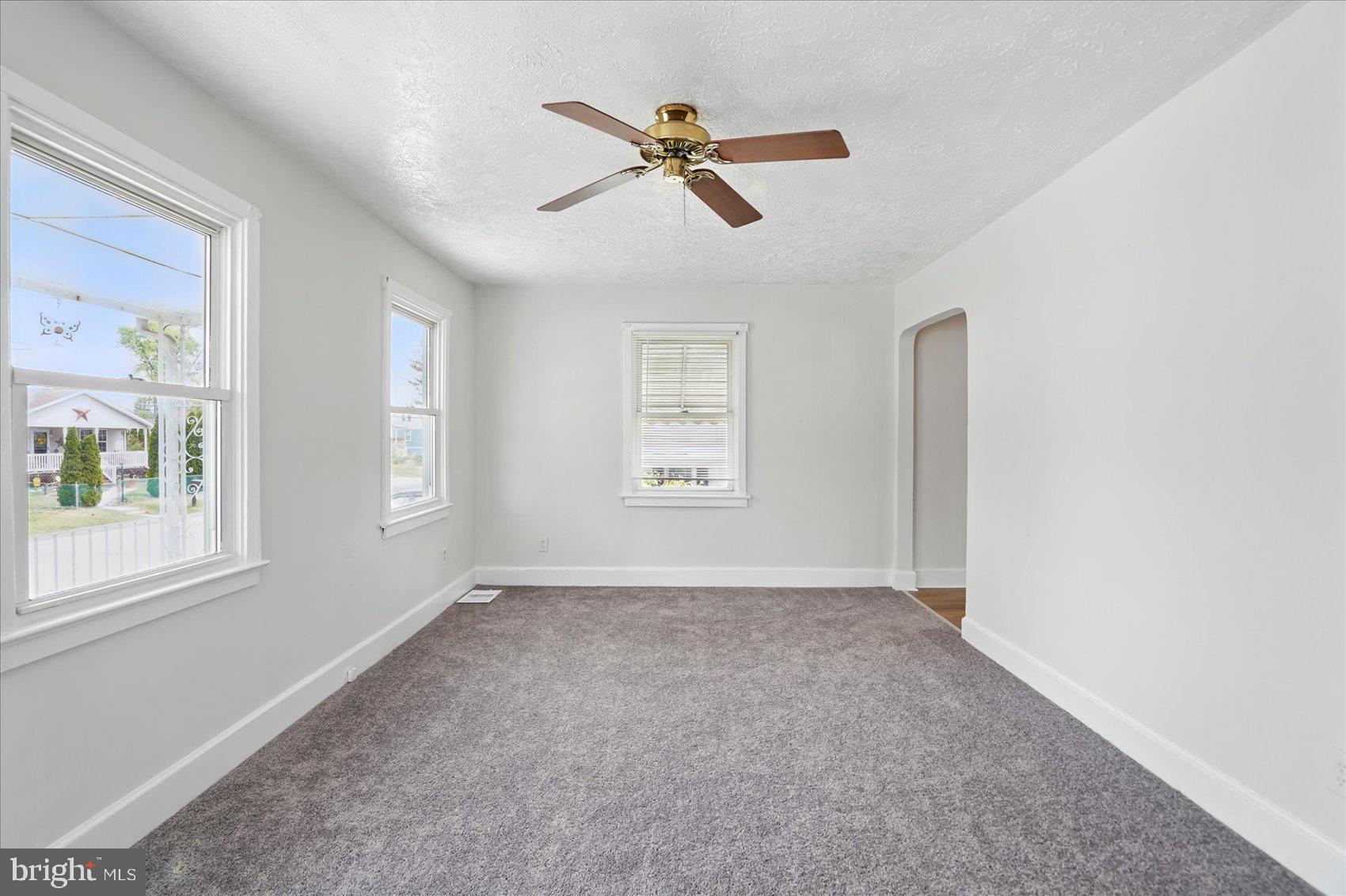 BALTIMORE HIGHLANDS - Residential