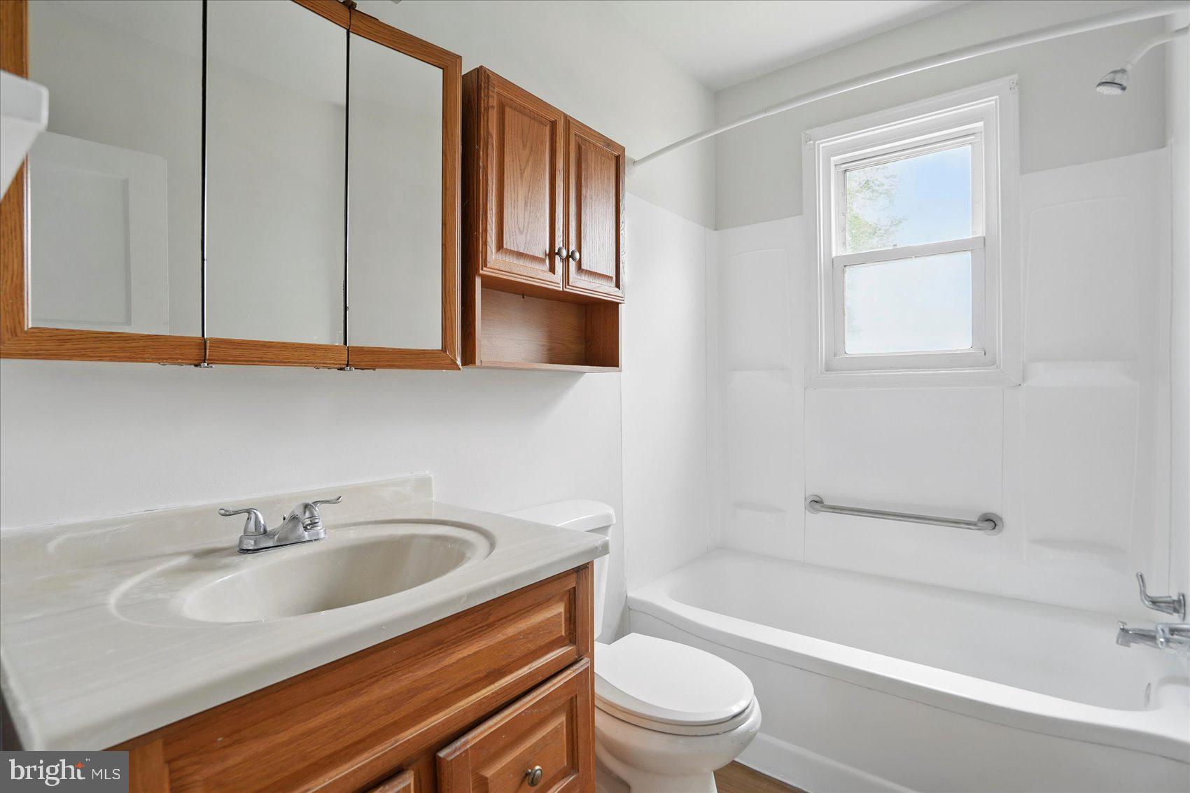 BALTIMORE HIGHLANDS - Residential