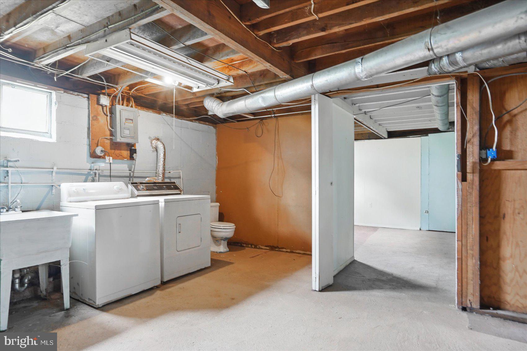 BALTIMORE HIGHLANDS - Residential