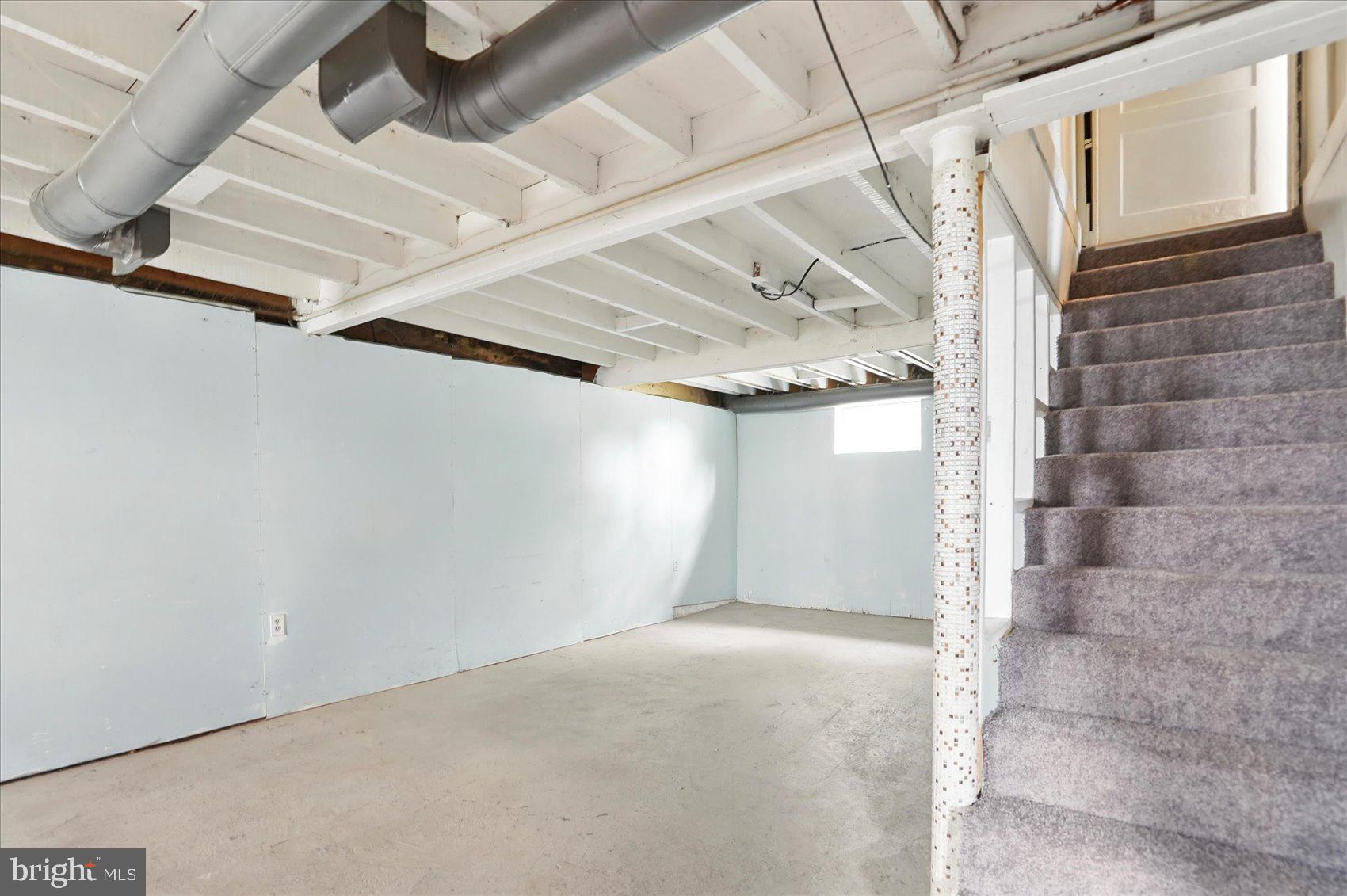 BALTIMORE HIGHLANDS - Residential