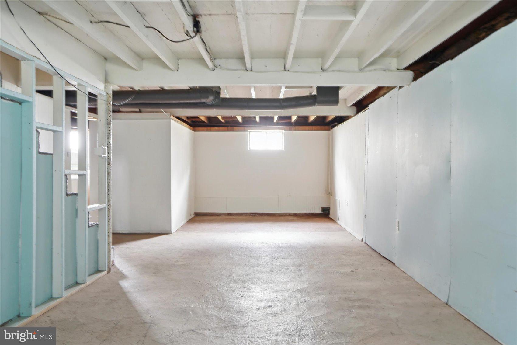 BALTIMORE HIGHLANDS - Residential