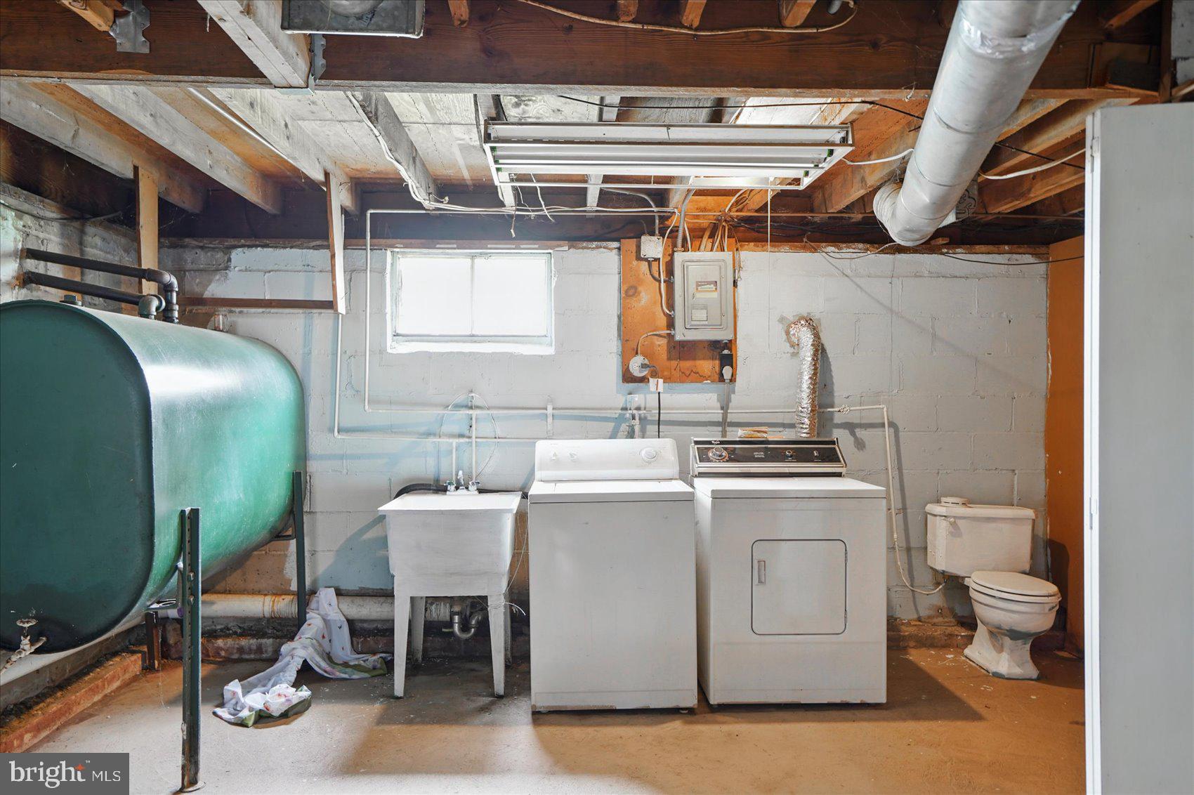 BALTIMORE HIGHLANDS - Residential