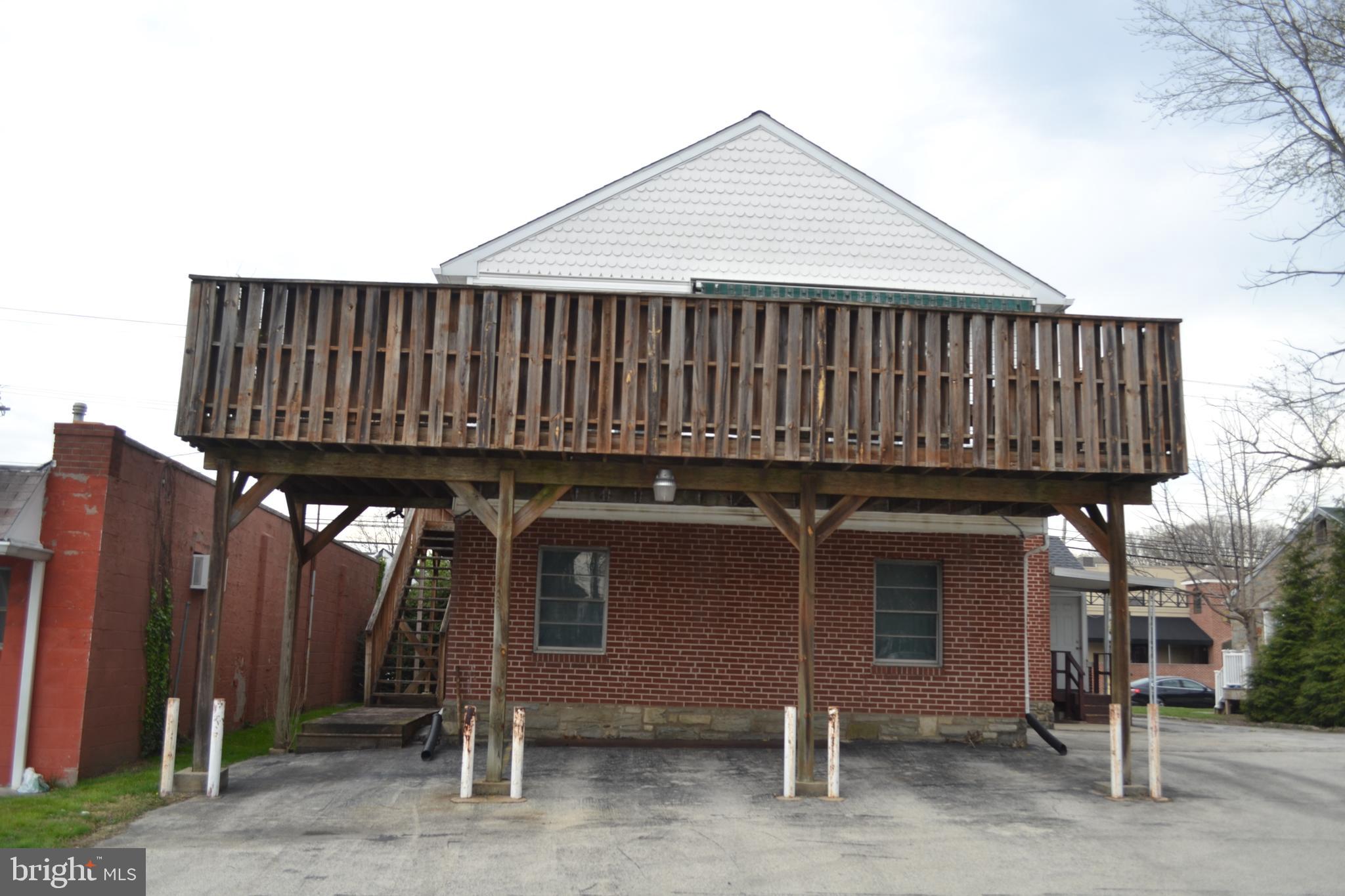 FOLCROFT - Residential Lease