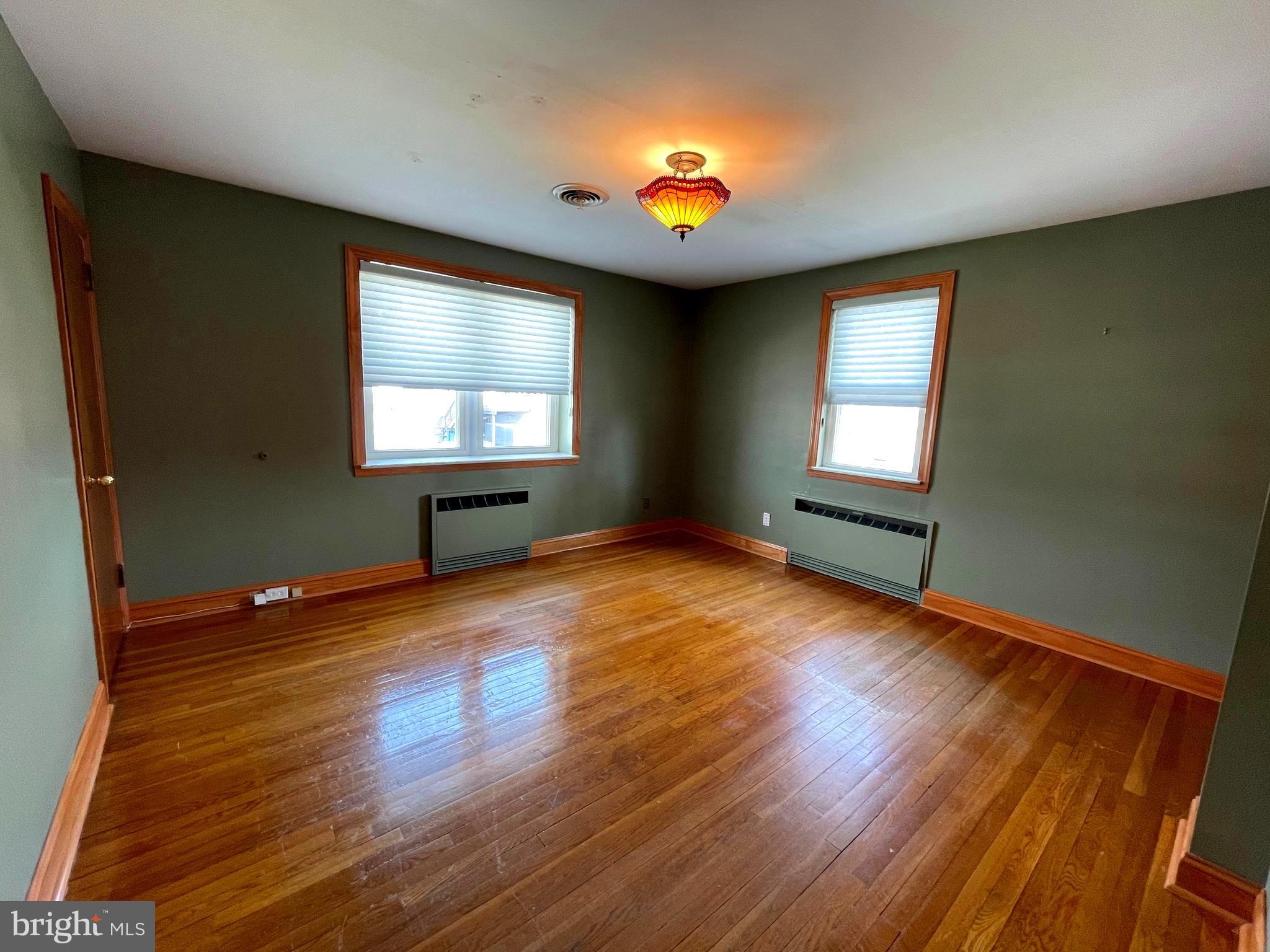 FOLCROFT - Residential Lease