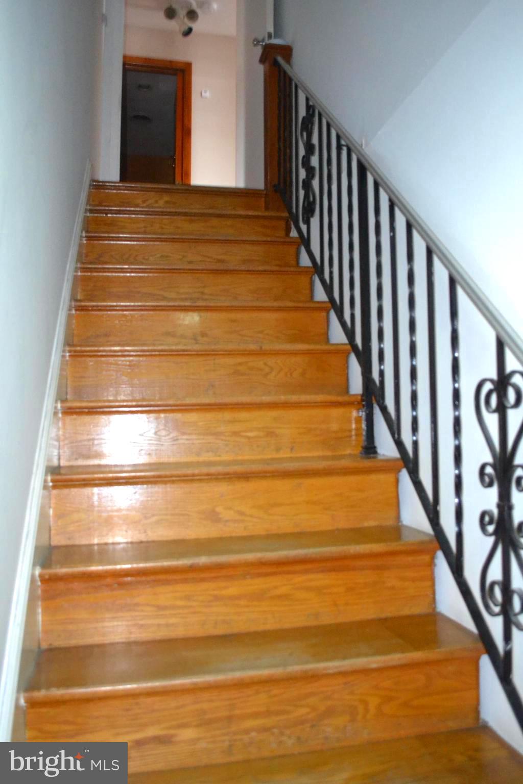 FOLCROFT - Residential Lease