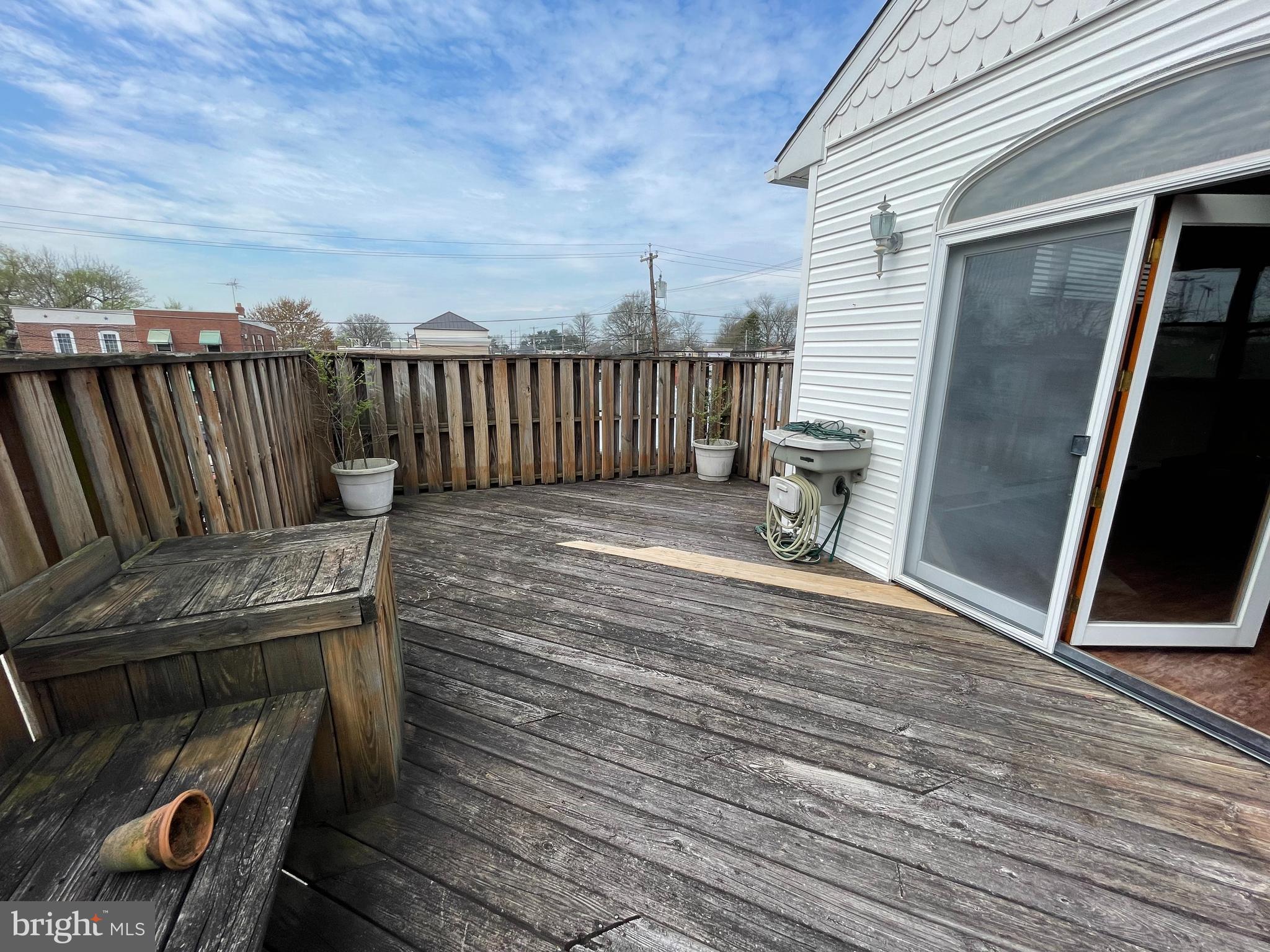 FOLCROFT - Residential Lease