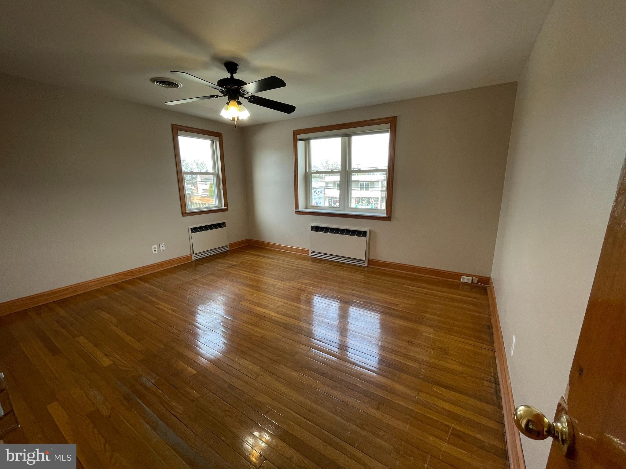 FOLCROFT - Residential Lease