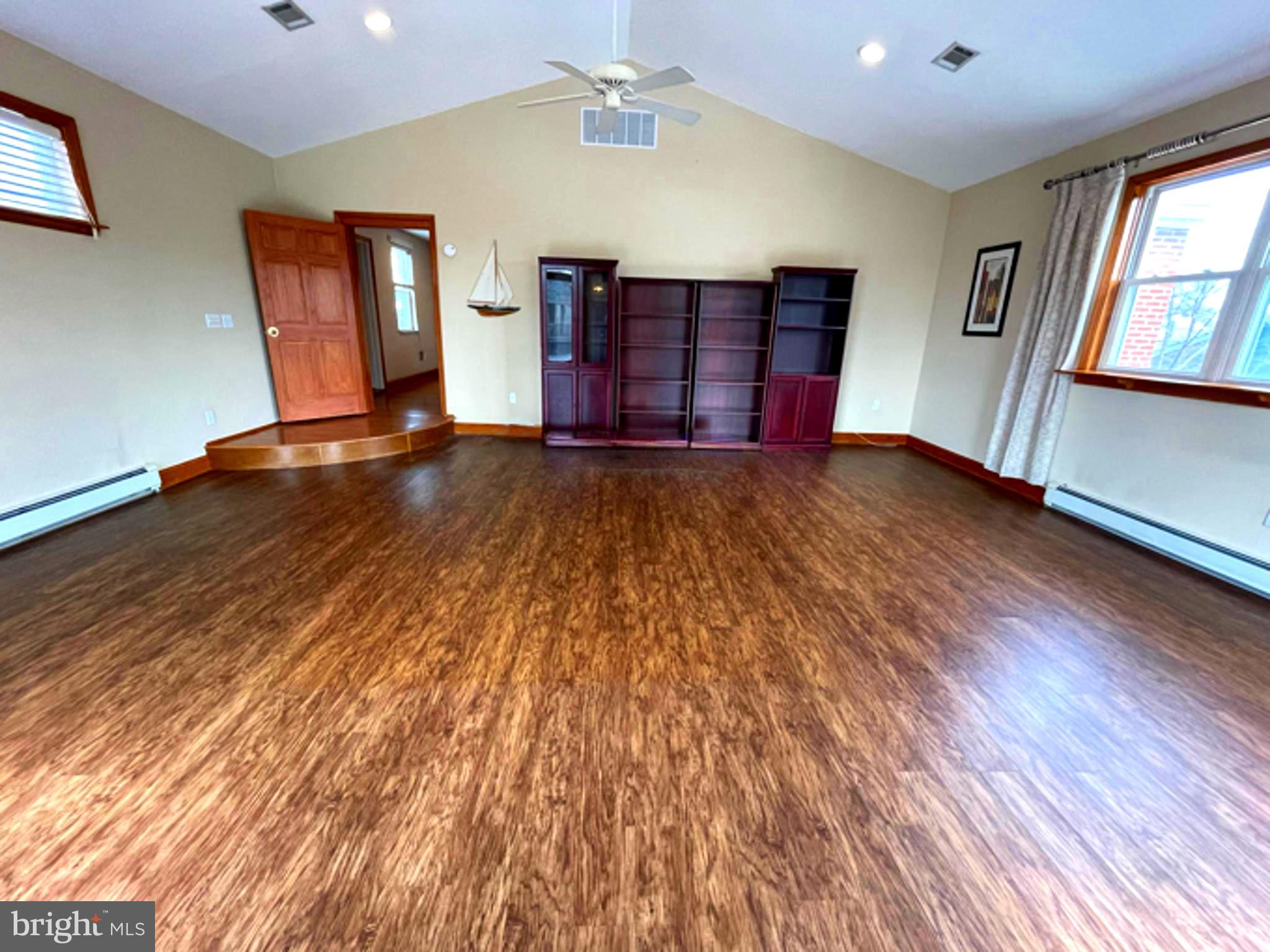 FOLCROFT - Residential Lease