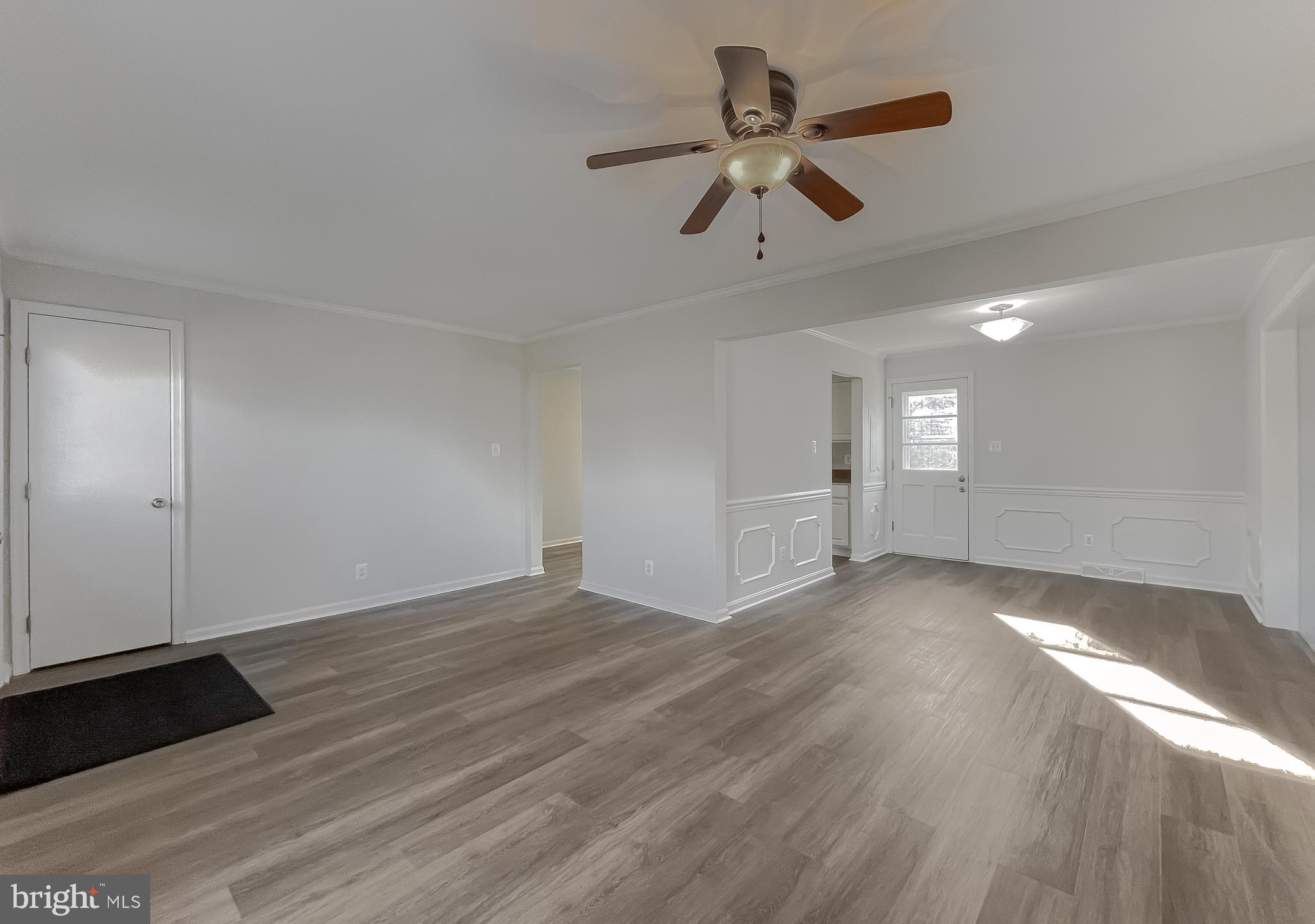 BAREFOOT ACRES - Residential