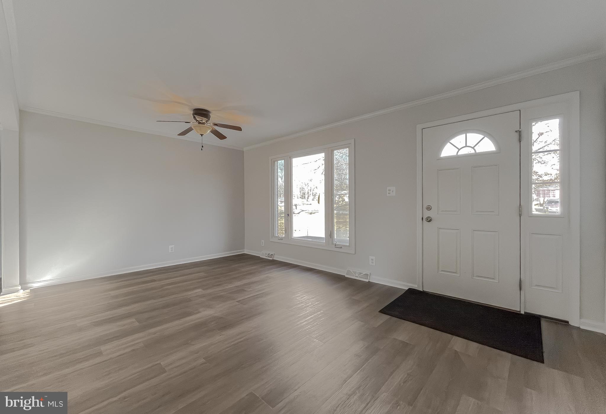 BAREFOOT ACRES - Residential