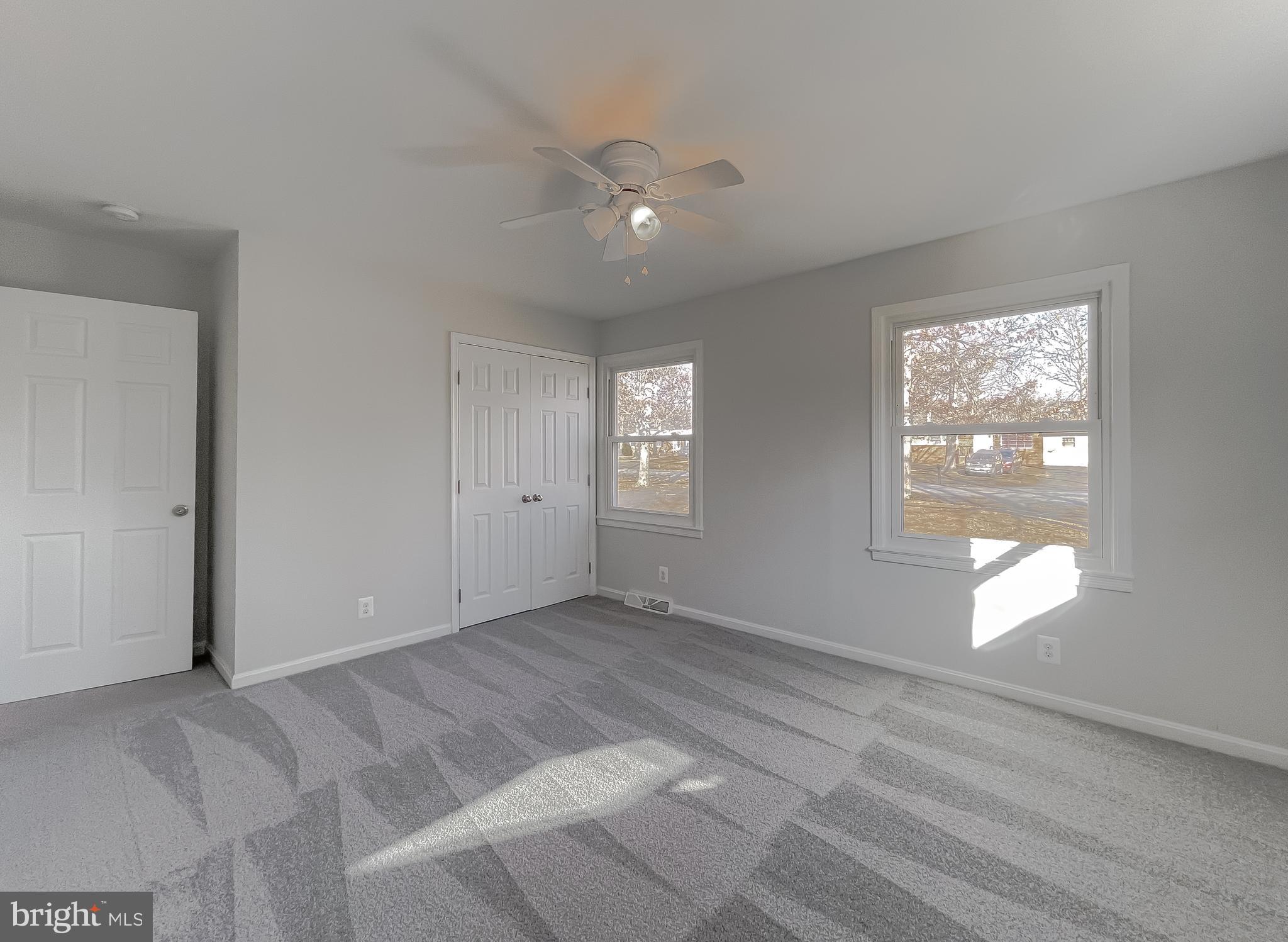 BAREFOOT ACRES - Residential