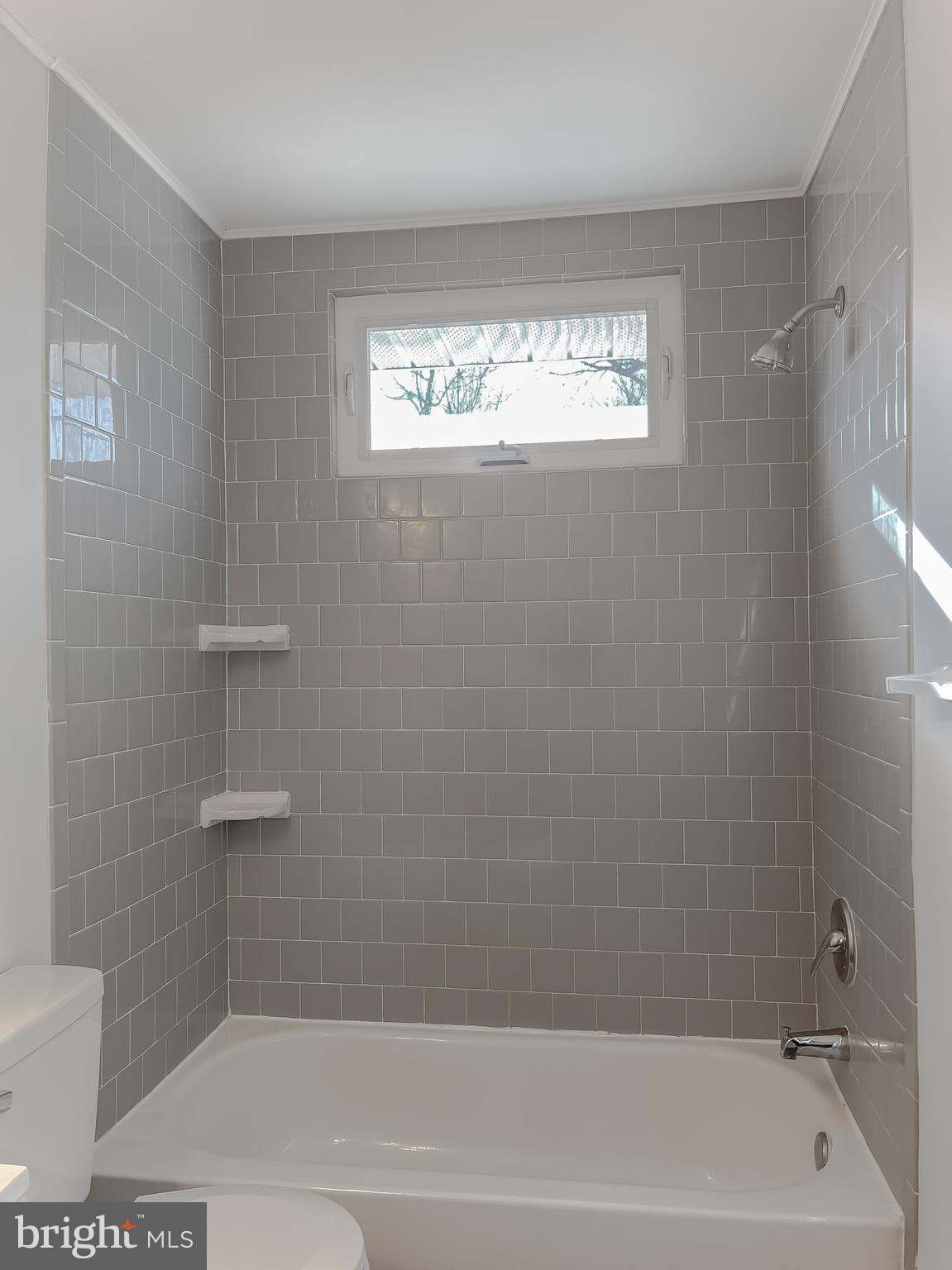 BAREFOOT ACRES - Residential