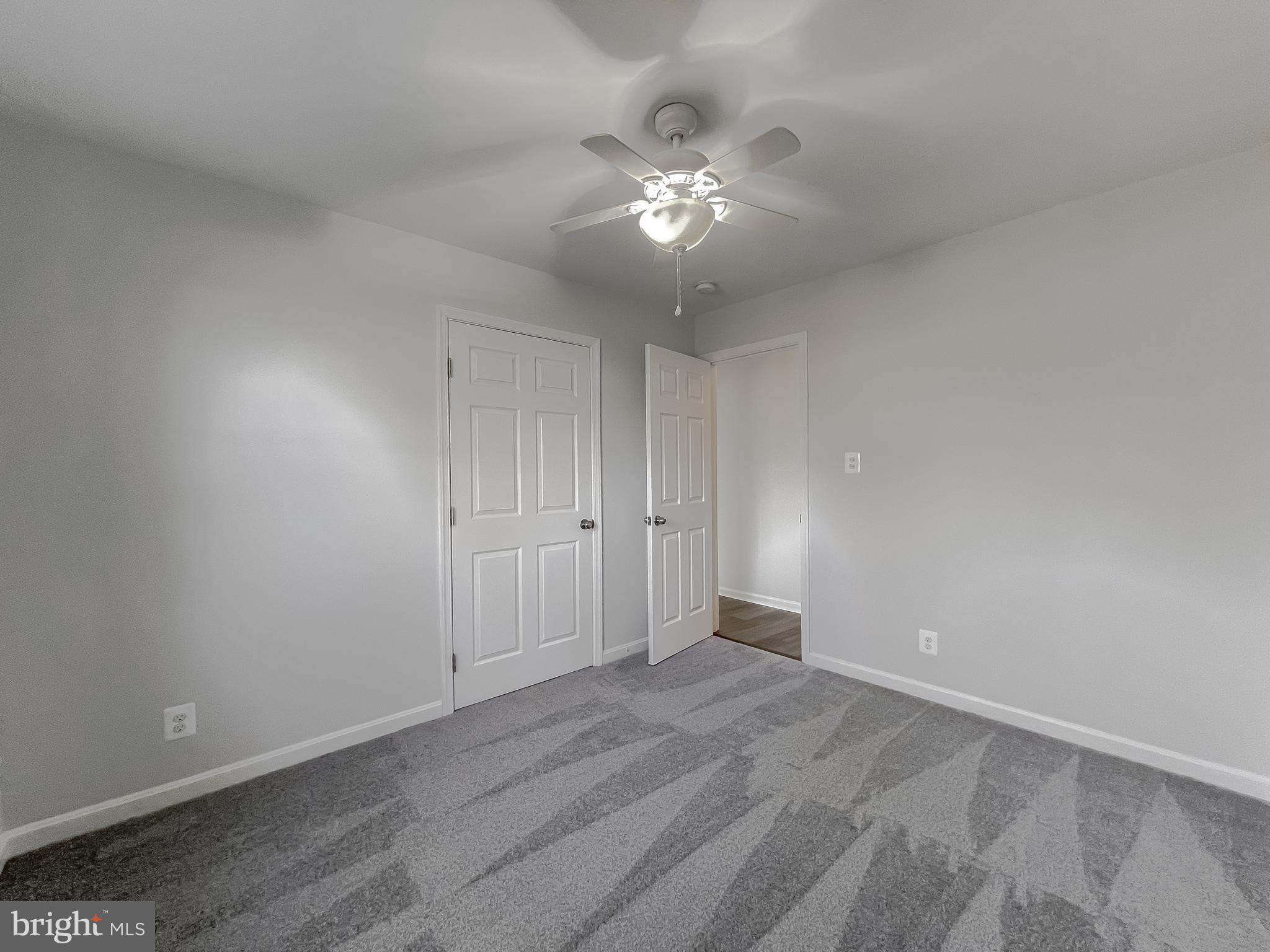 BAREFOOT ACRES - Residential