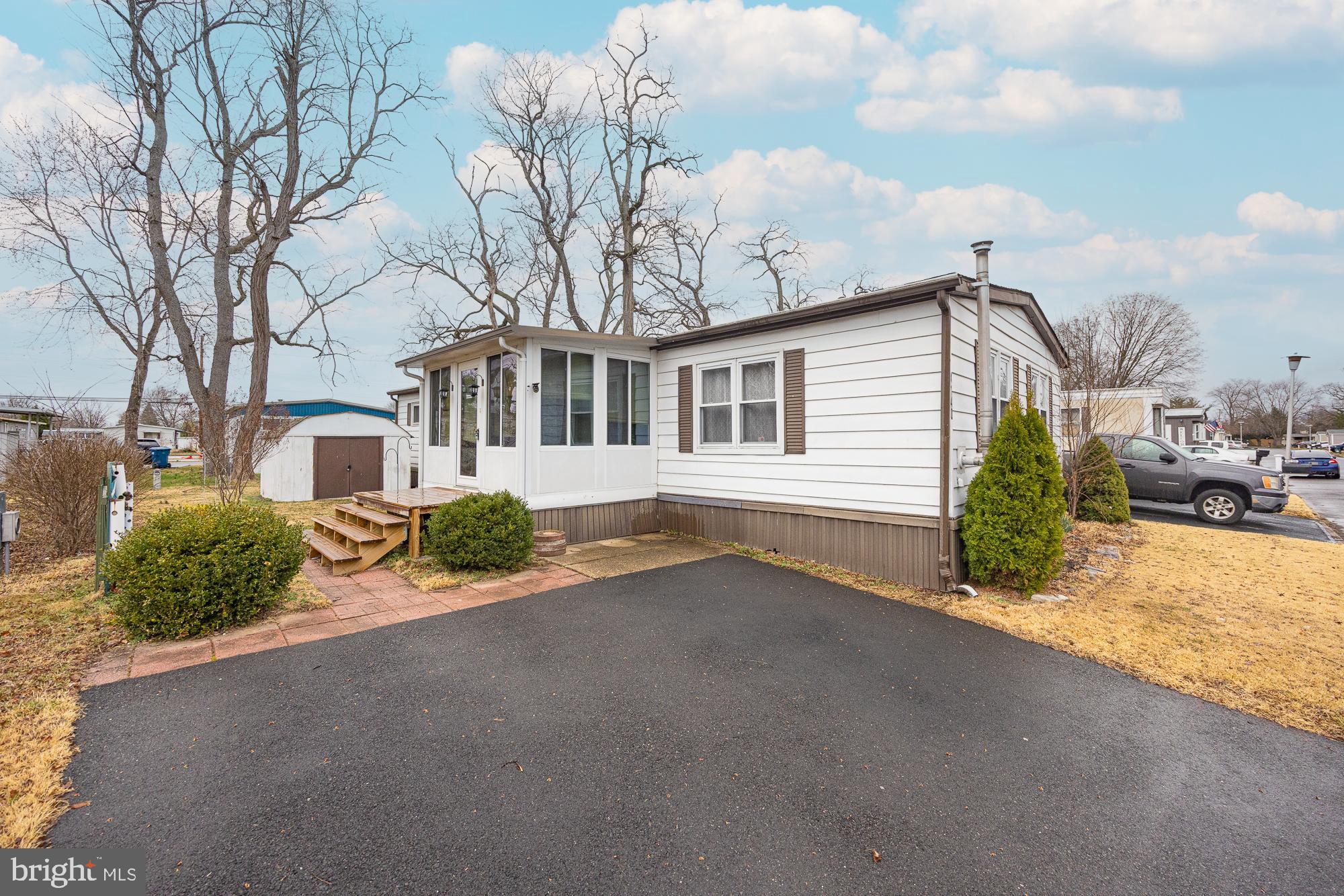 PENNWOOD CROSSING - Residential