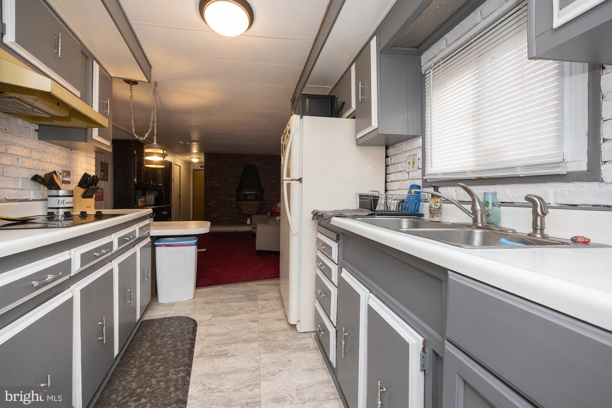 PENNWOOD CROSSING - Residential