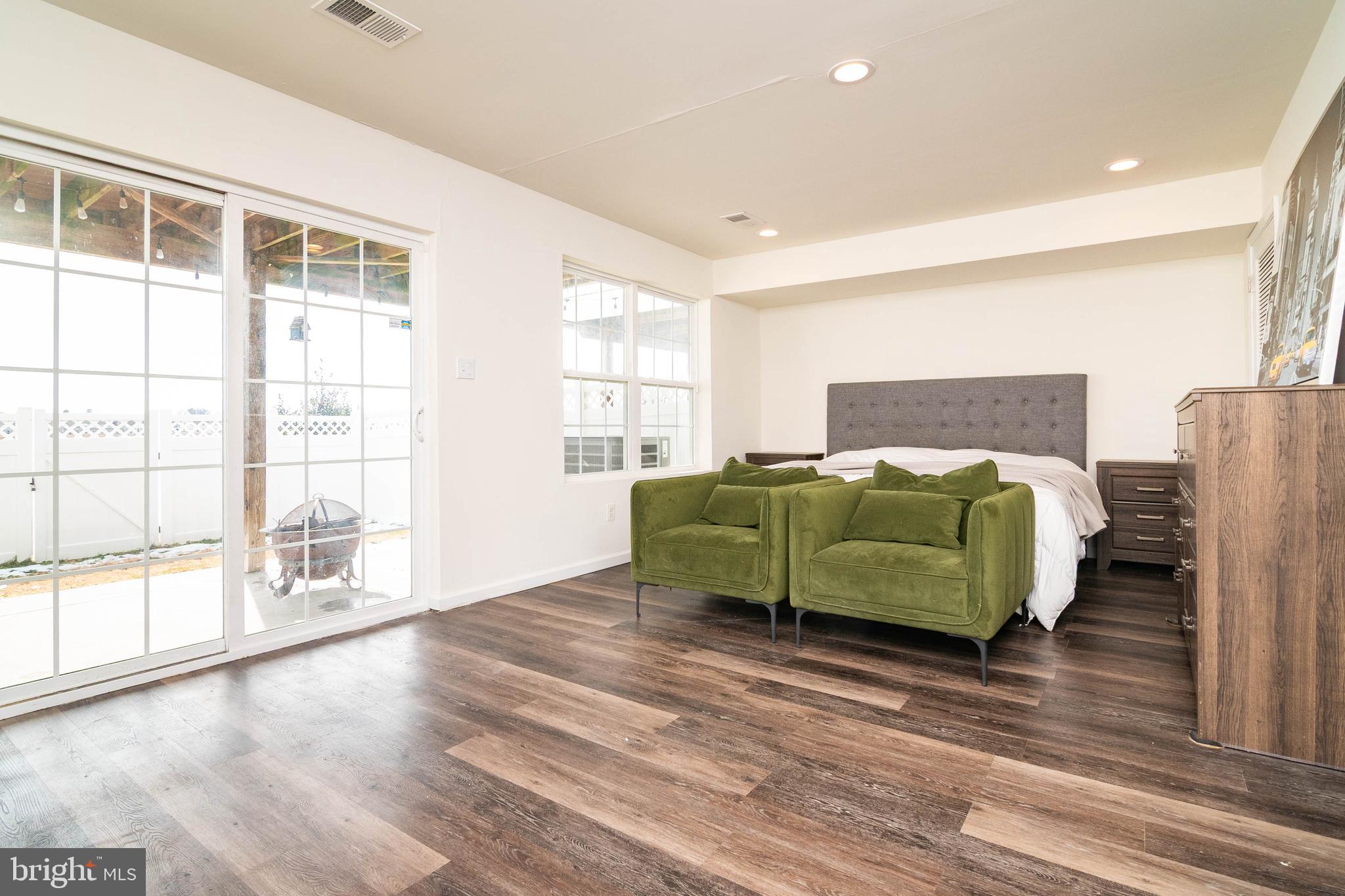 PLANTATION LAKES - Residential