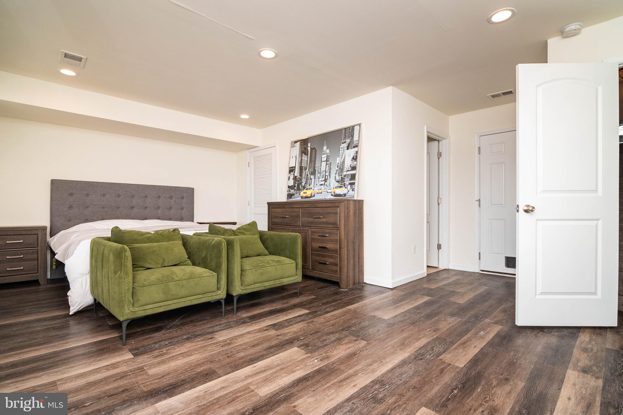 PLANTATION LAKES - Residential