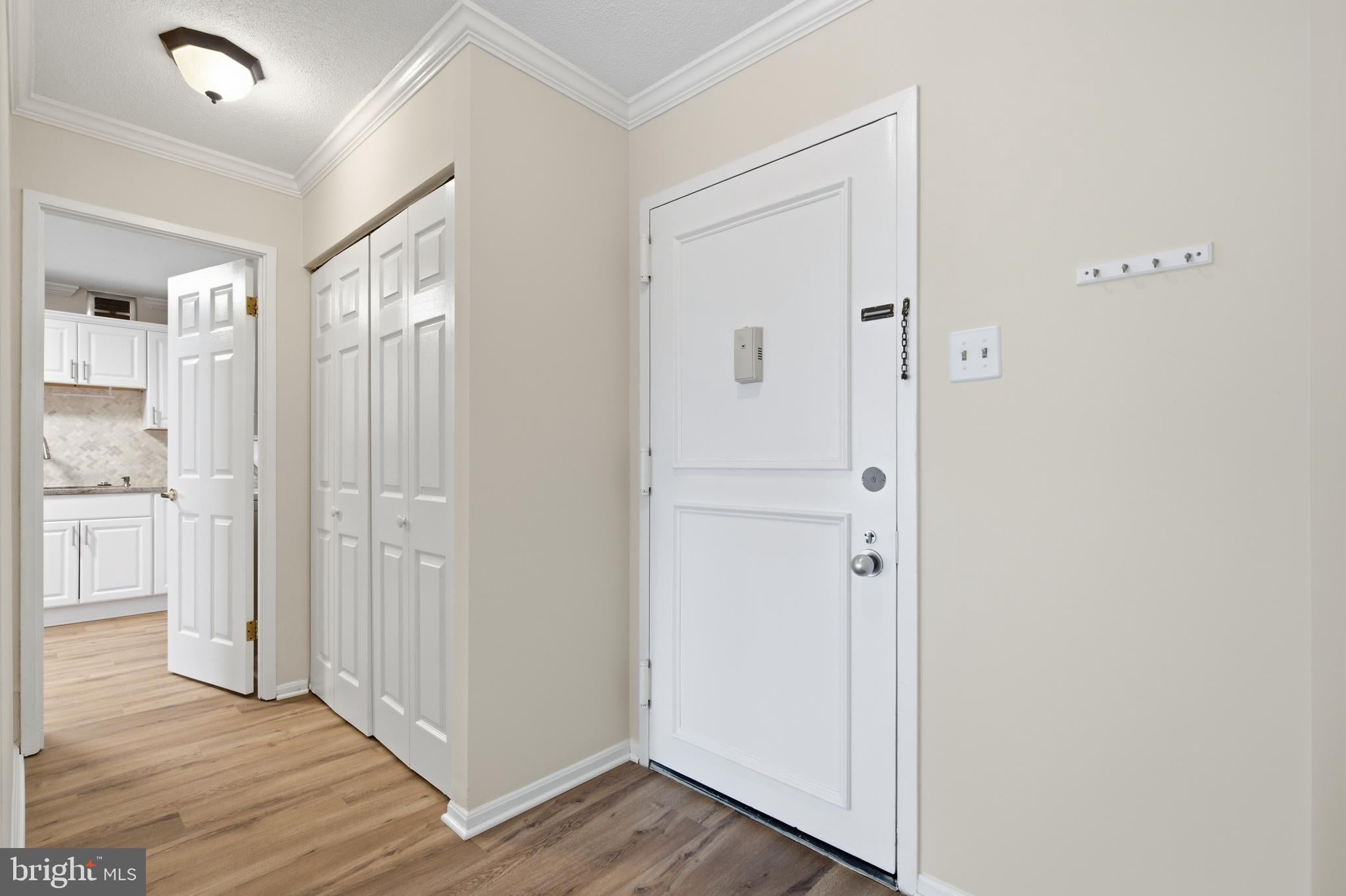 309 YOAKUM PARKWAY 406