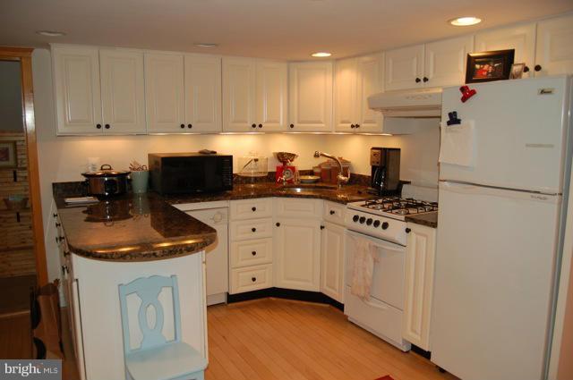 CHERRYDALE - Residential Lease