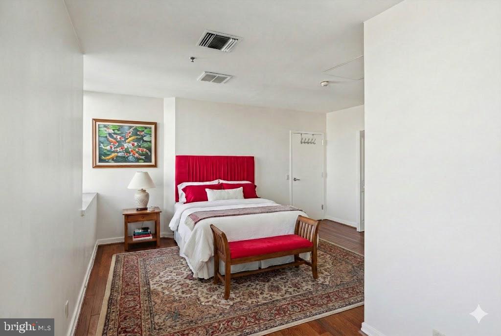 CHINATOWN - Residential