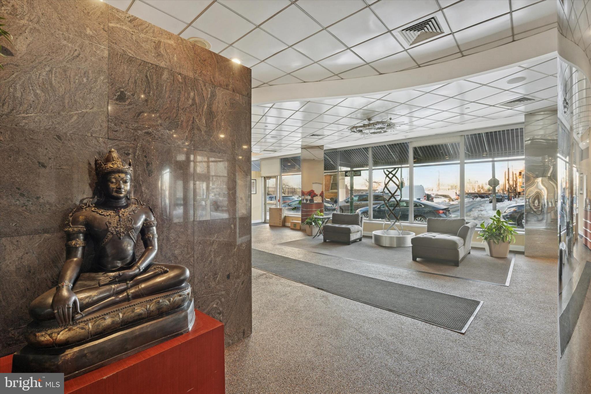 CHINATOWN - Residential