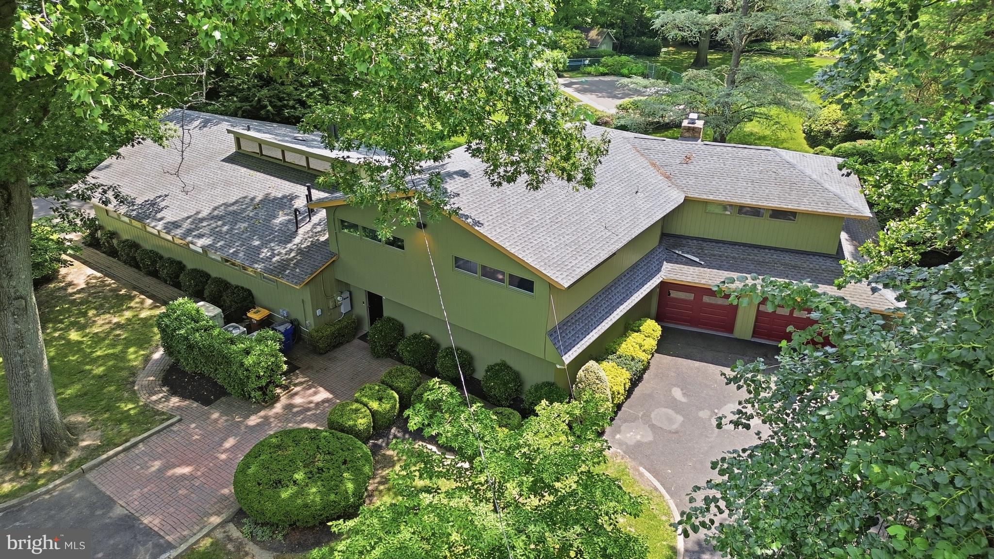 775 RIVER ROAD