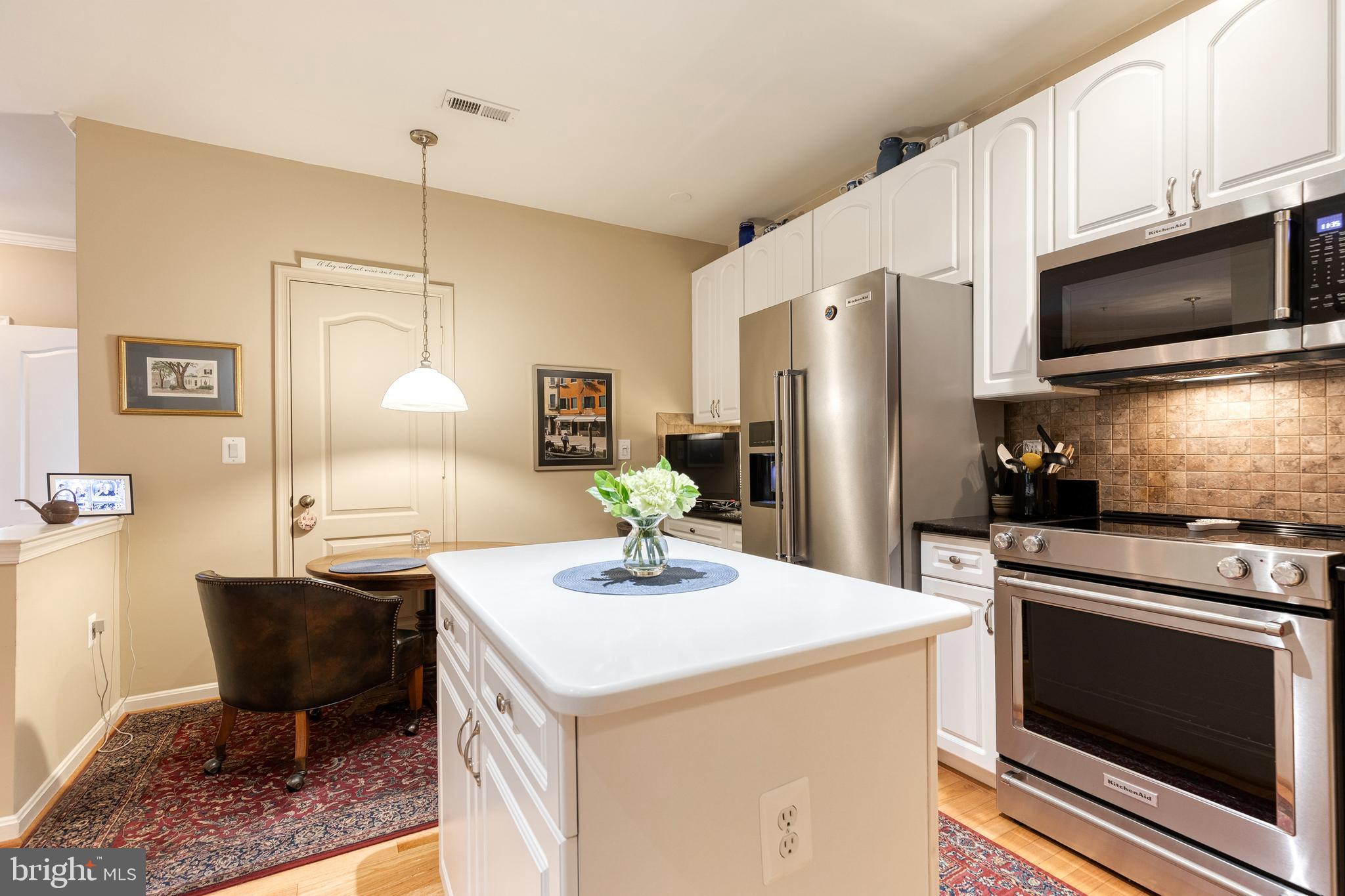 HIGH VIEW AT HUNT VALLEY - Residential