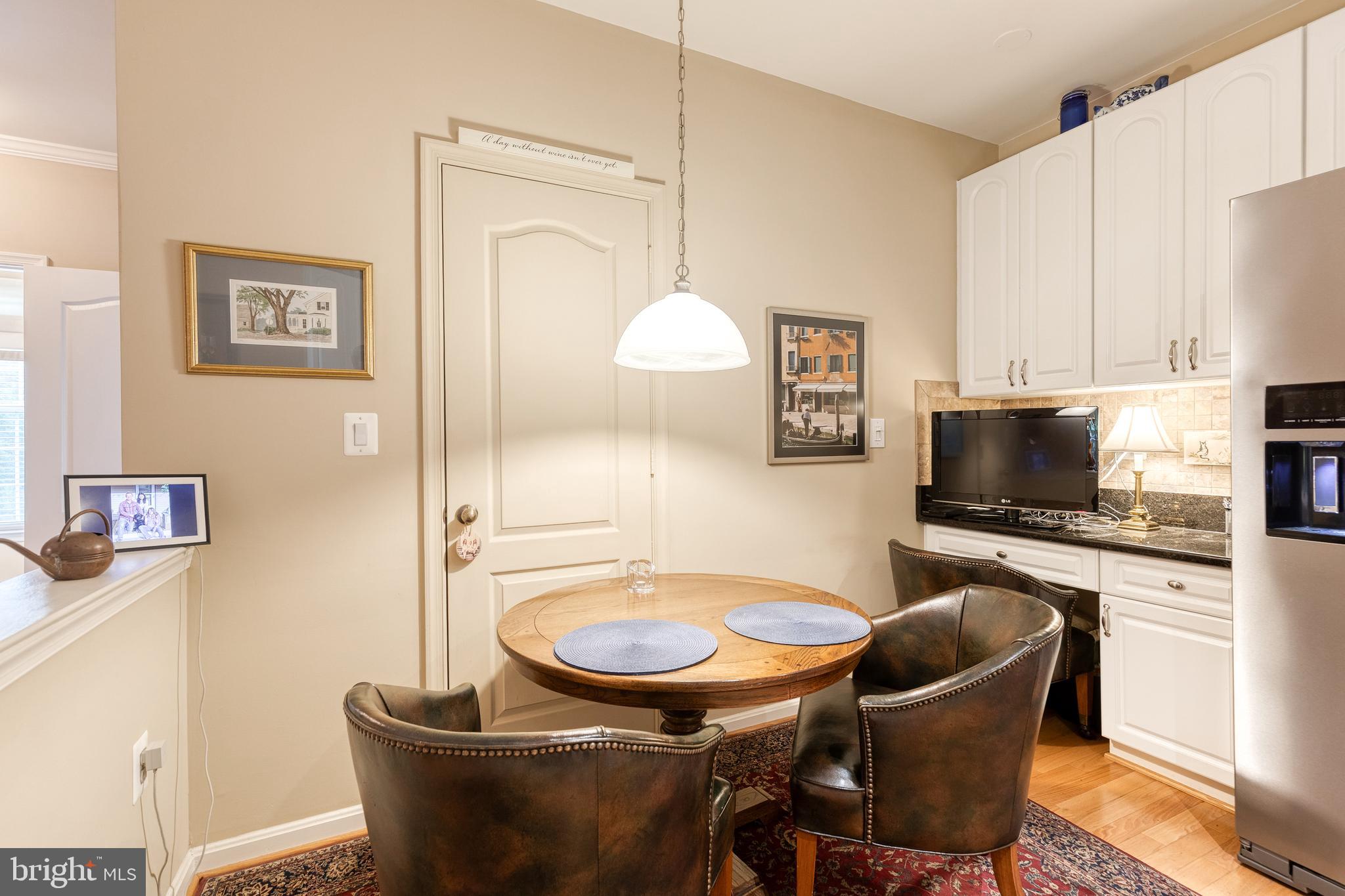 HIGH VIEW AT HUNT VALLEY - Residential