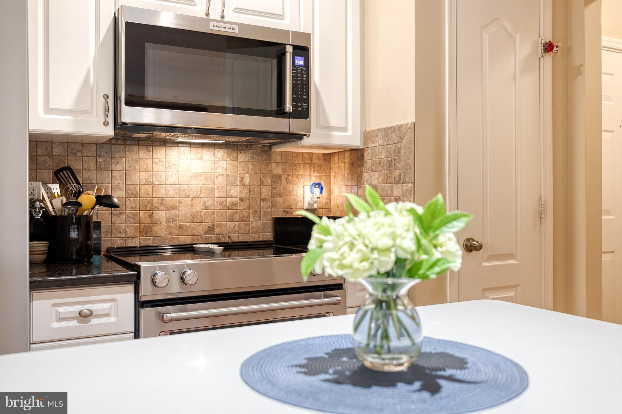 HIGH VIEW AT HUNT VALLEY - Residential