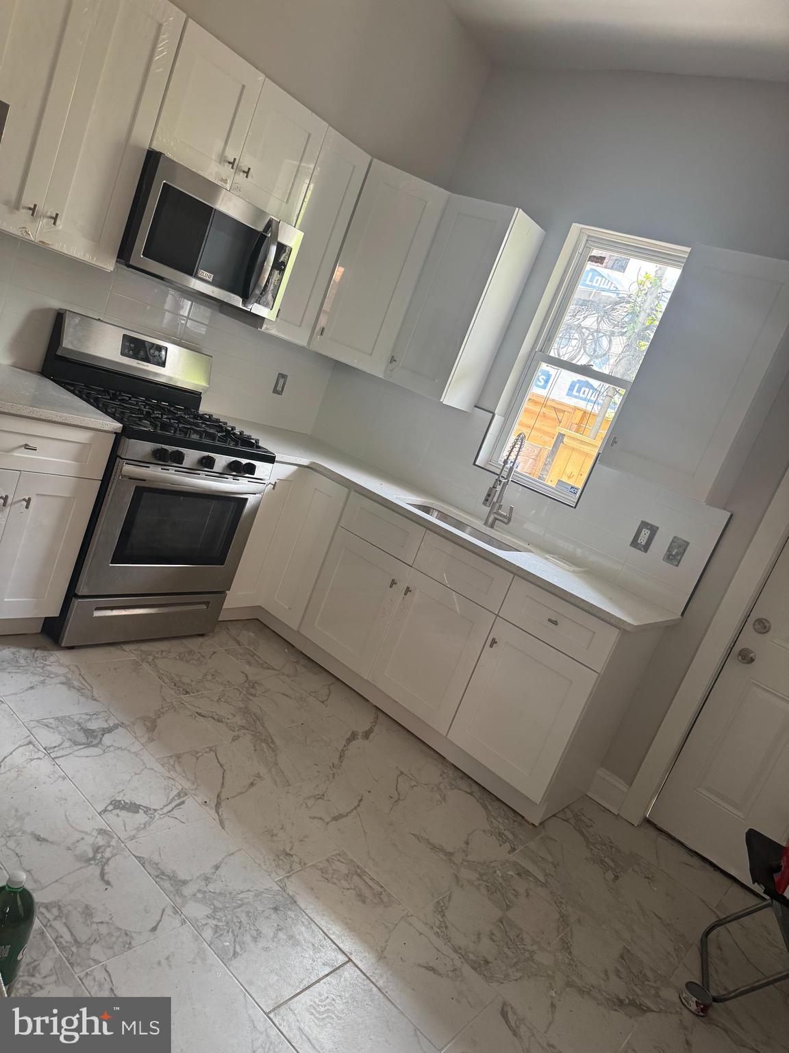 NORTH CENTRAL - Residential Lease