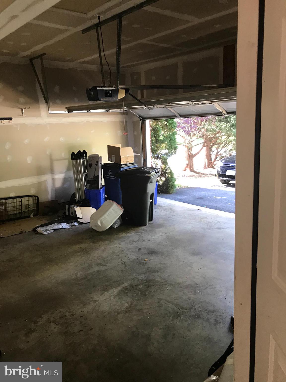 CLOPPERS MILL WEST - Residential Lease