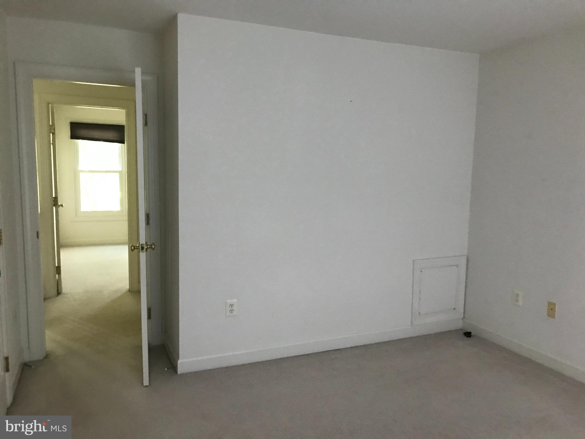 CLOPPERS MILL WEST - Residential Lease