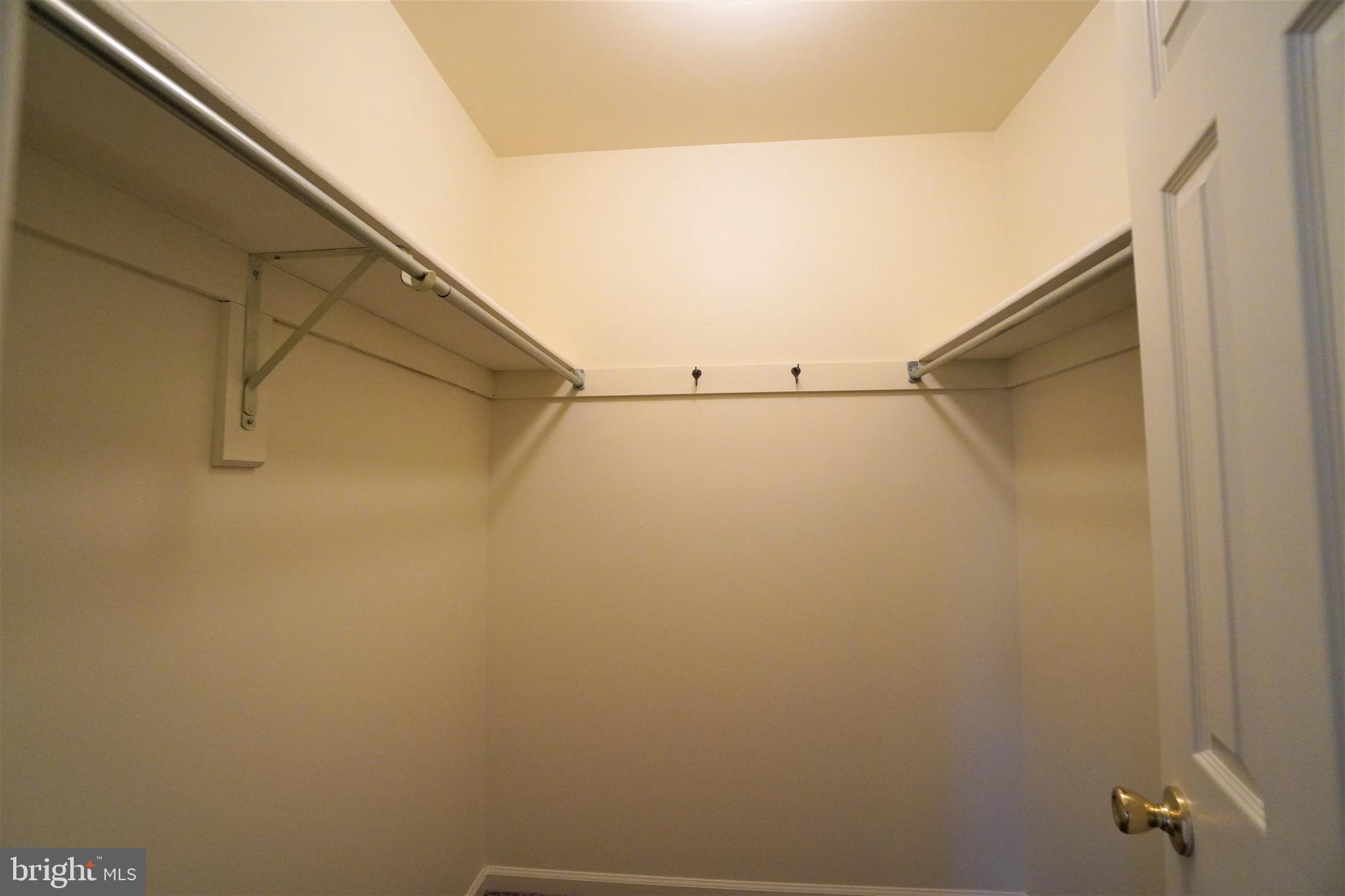 PINE CREST - Residential Lease