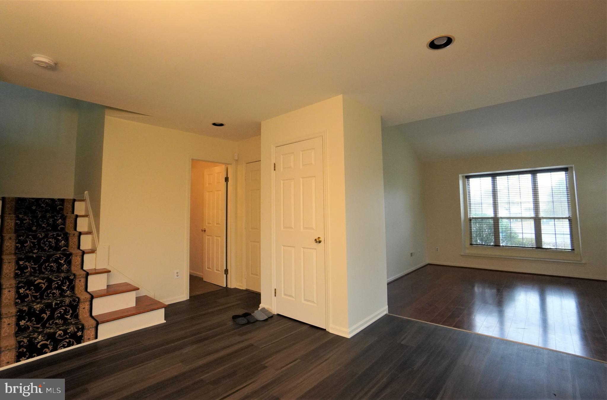 PINE CREST - Residential Lease