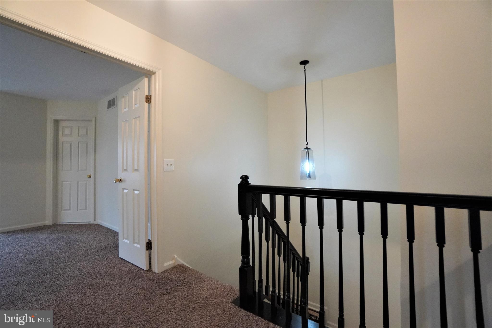 PINE CREST - Residential Lease