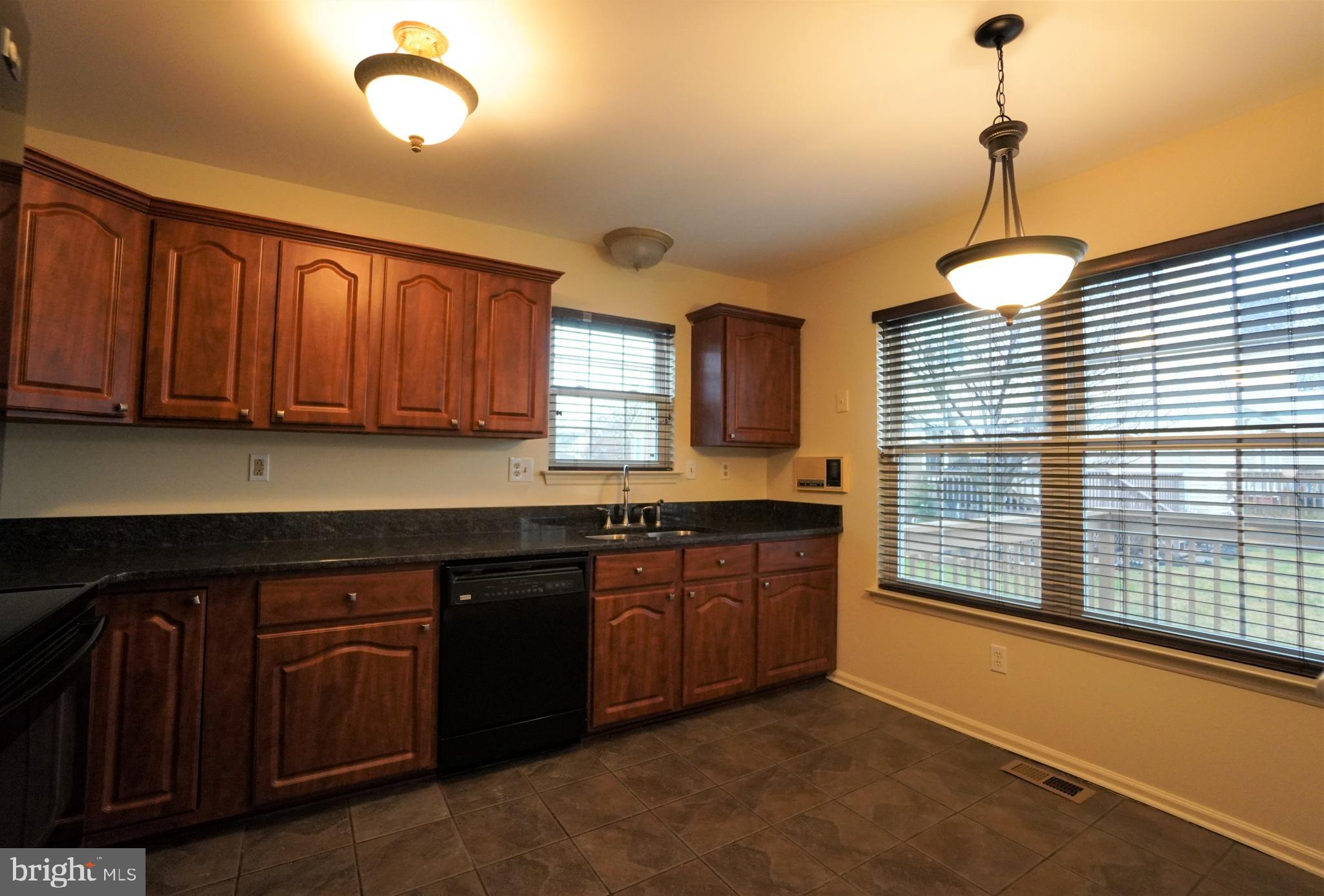 PINE CREST - Residential Lease