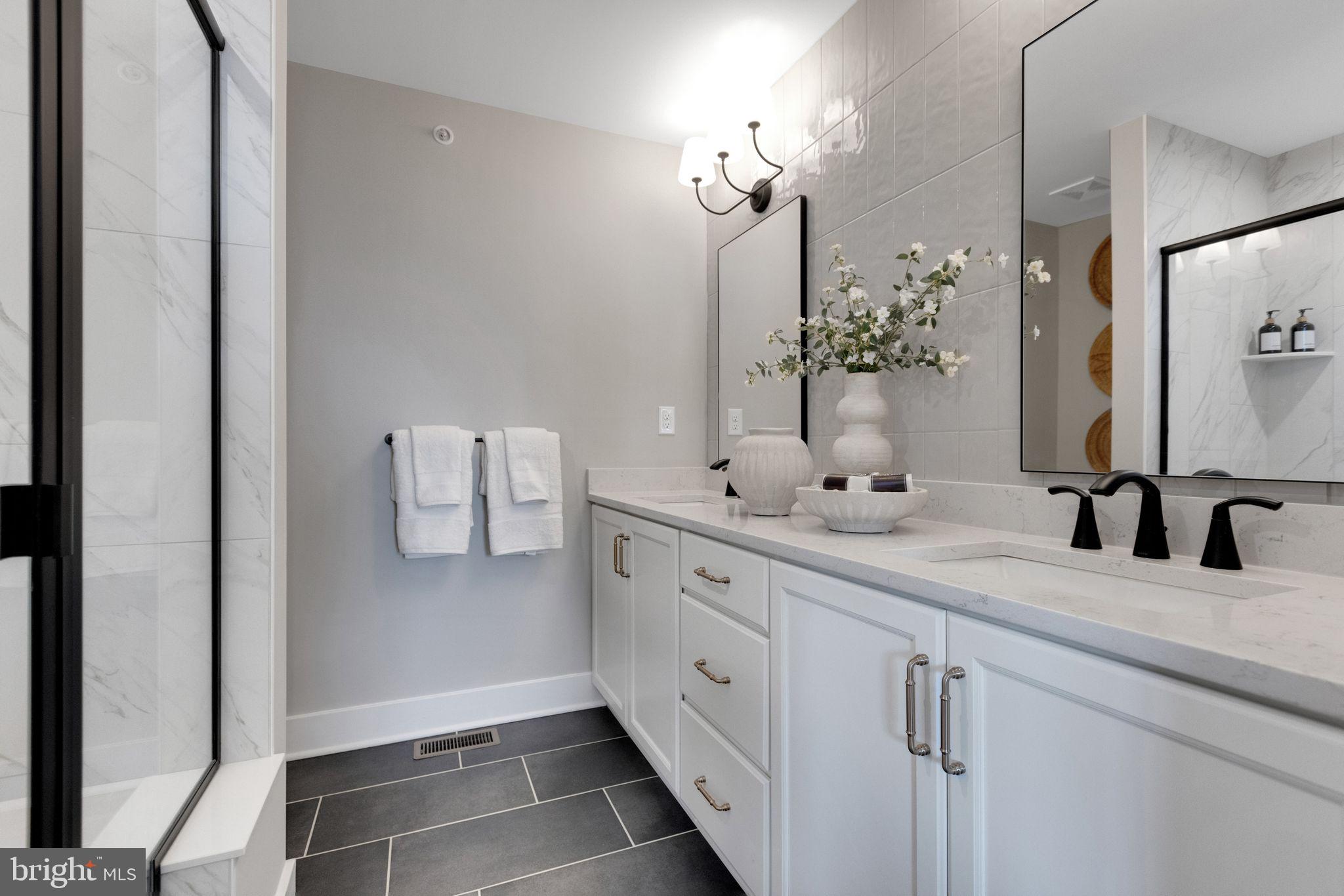 WESTVIEW SQUARE - Residential