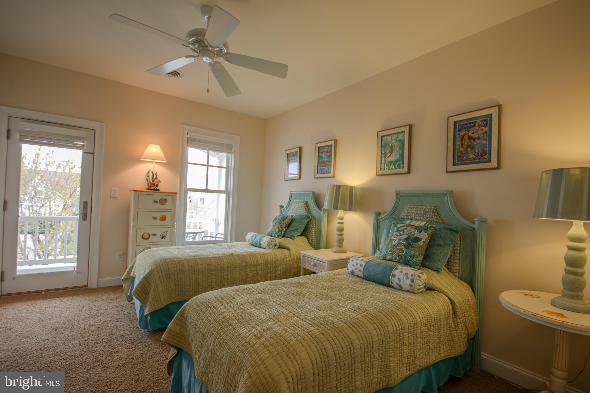 PENINSULA - Residential