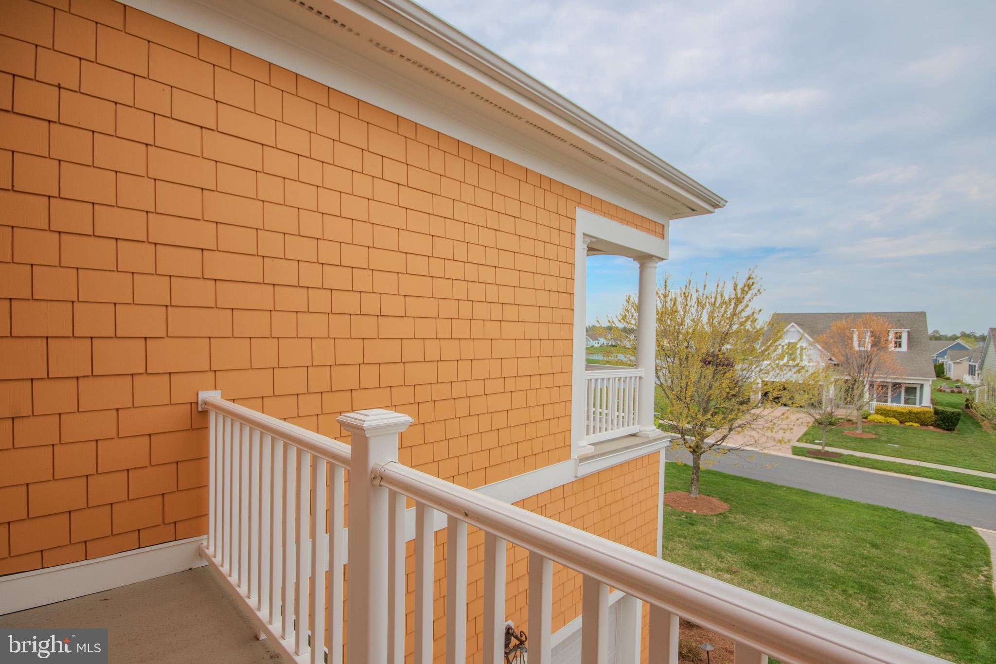 PENINSULA - Residential