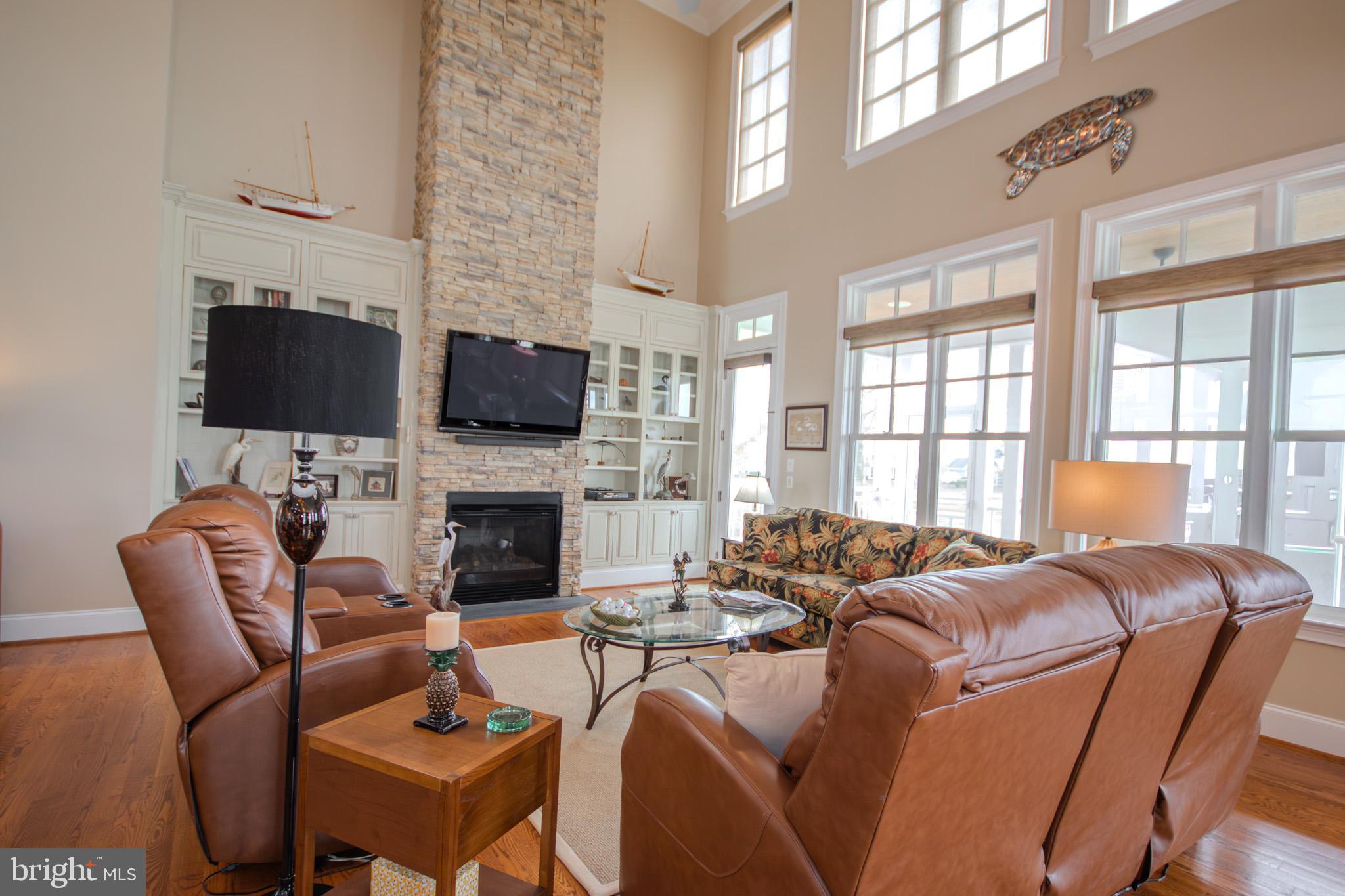 PENINSULA - Residential