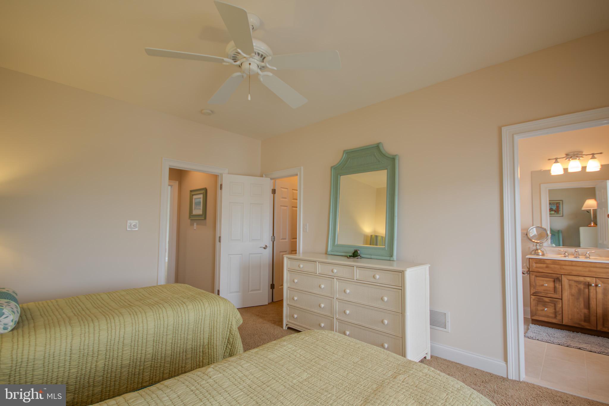 PENINSULA - Residential