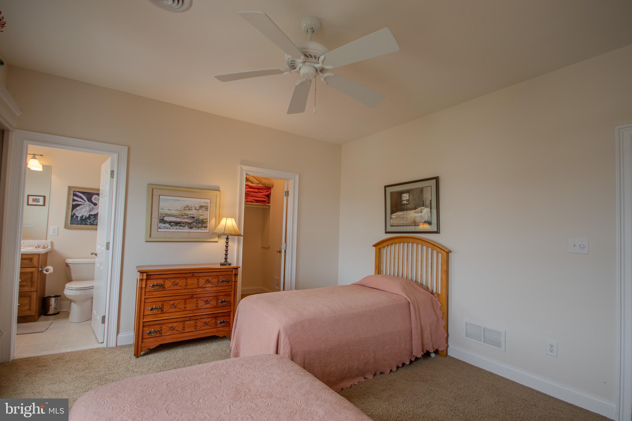 PENINSULA - Residential