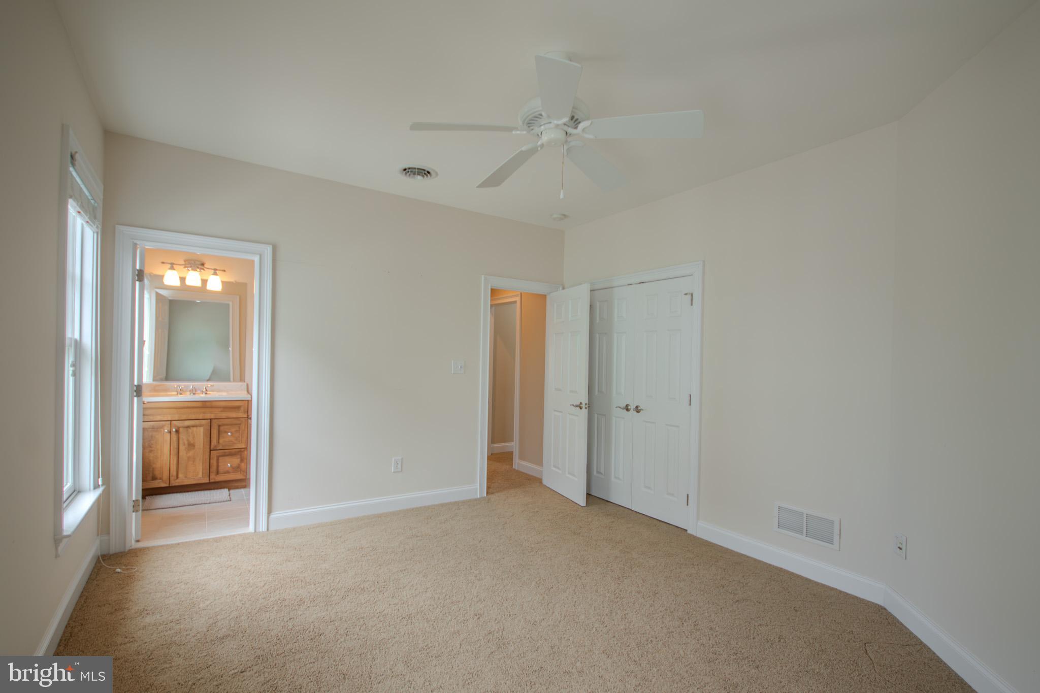 PENINSULA - Residential